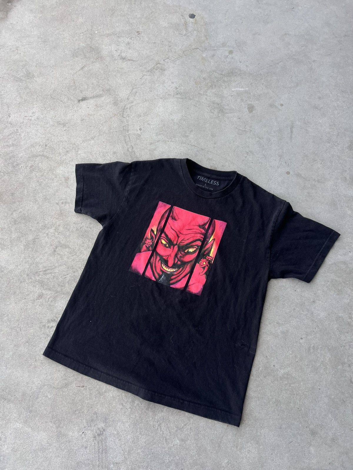 Vintage Vintage devil graphic tee 👹 Size US L / EU 52-54 / 3 - 2 Thumbnail