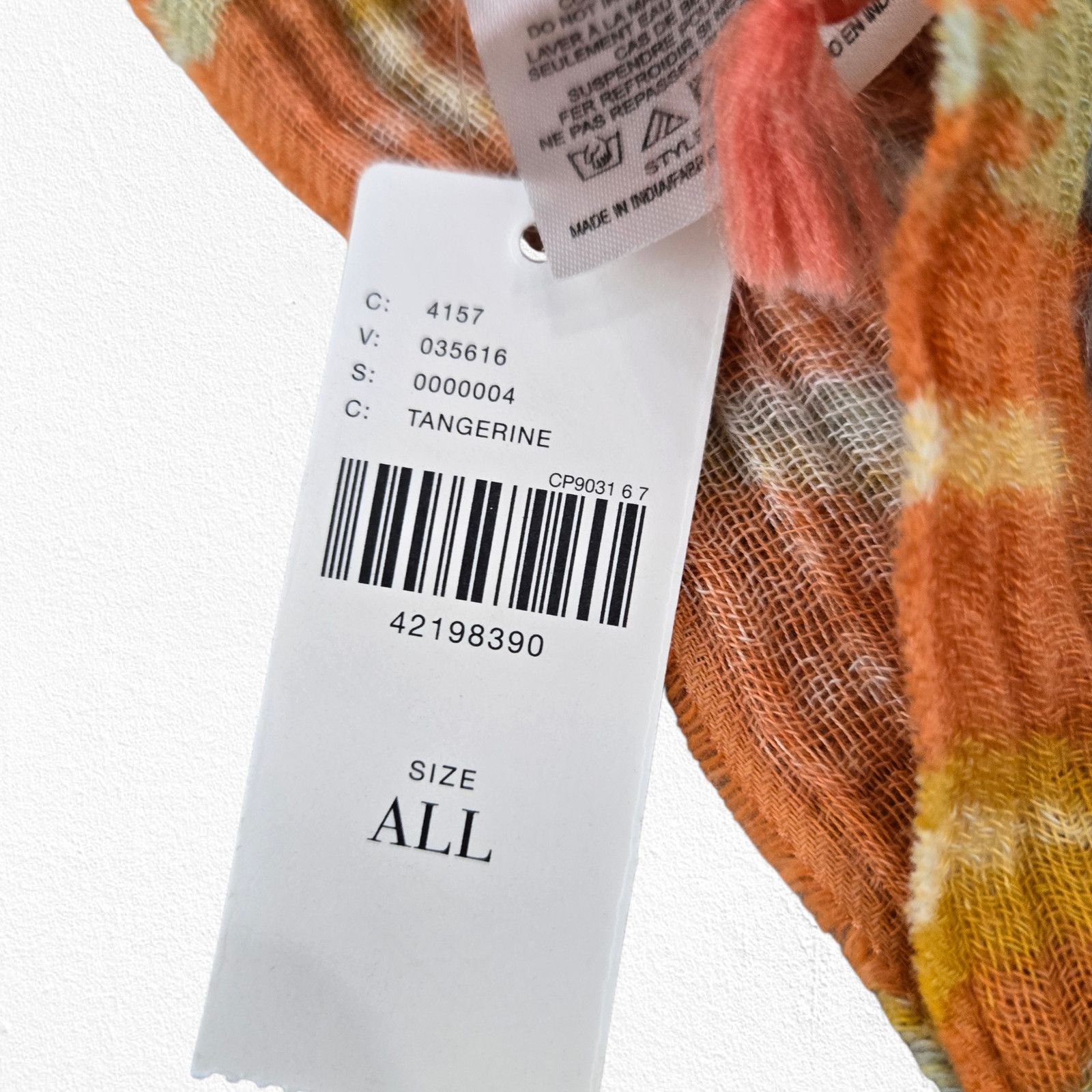 Anthropologie Anthropologie Embellished Paisley Infinity Scarf (NWT) Size ONE SIZE - 5 Thumbnail