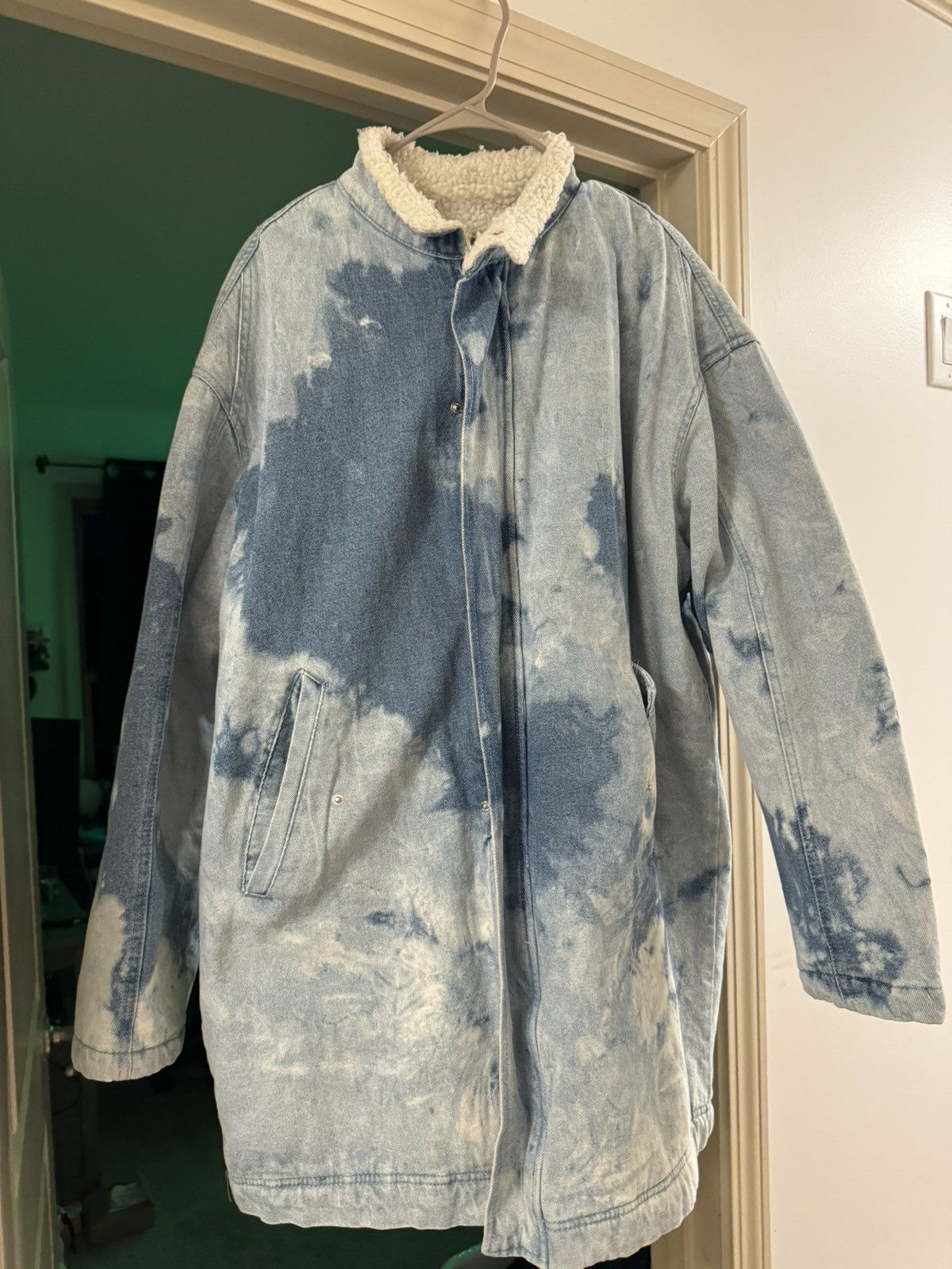 Forever 21 Bleached Denim Overcoat Jacket Sherpa Size US L / EU 52-54 / 3 - 1 Thumbnail