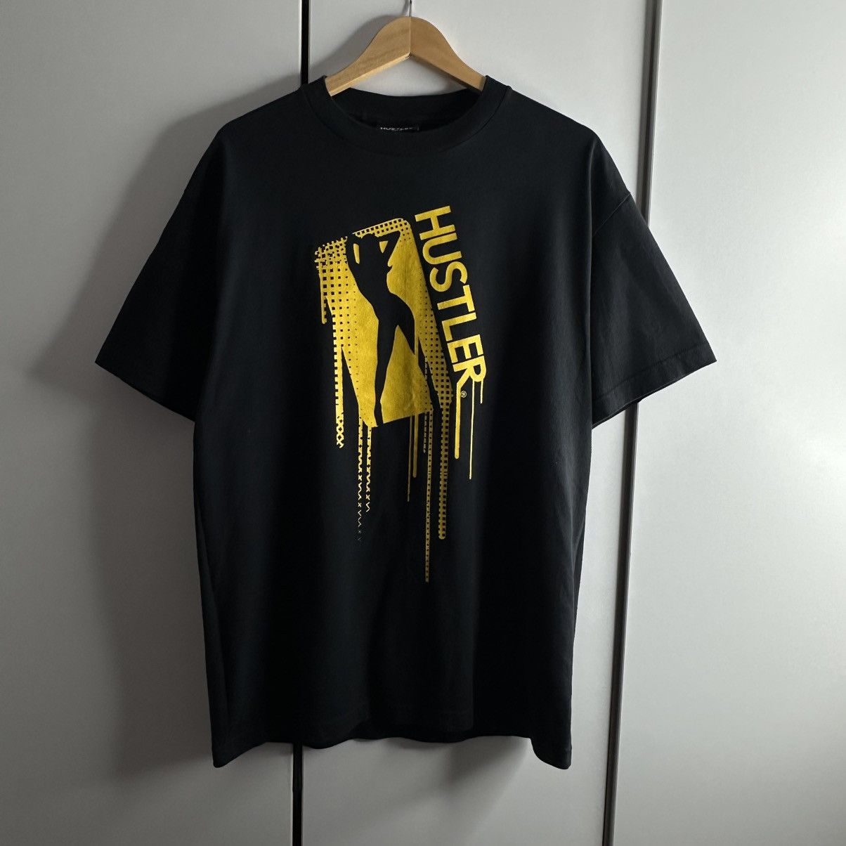 Playboy Hustler 18+ Porn T-shirt Exclusive Tee Vintage Rare Size US L / EU 52-54 / 3 - 1 Thumbnail