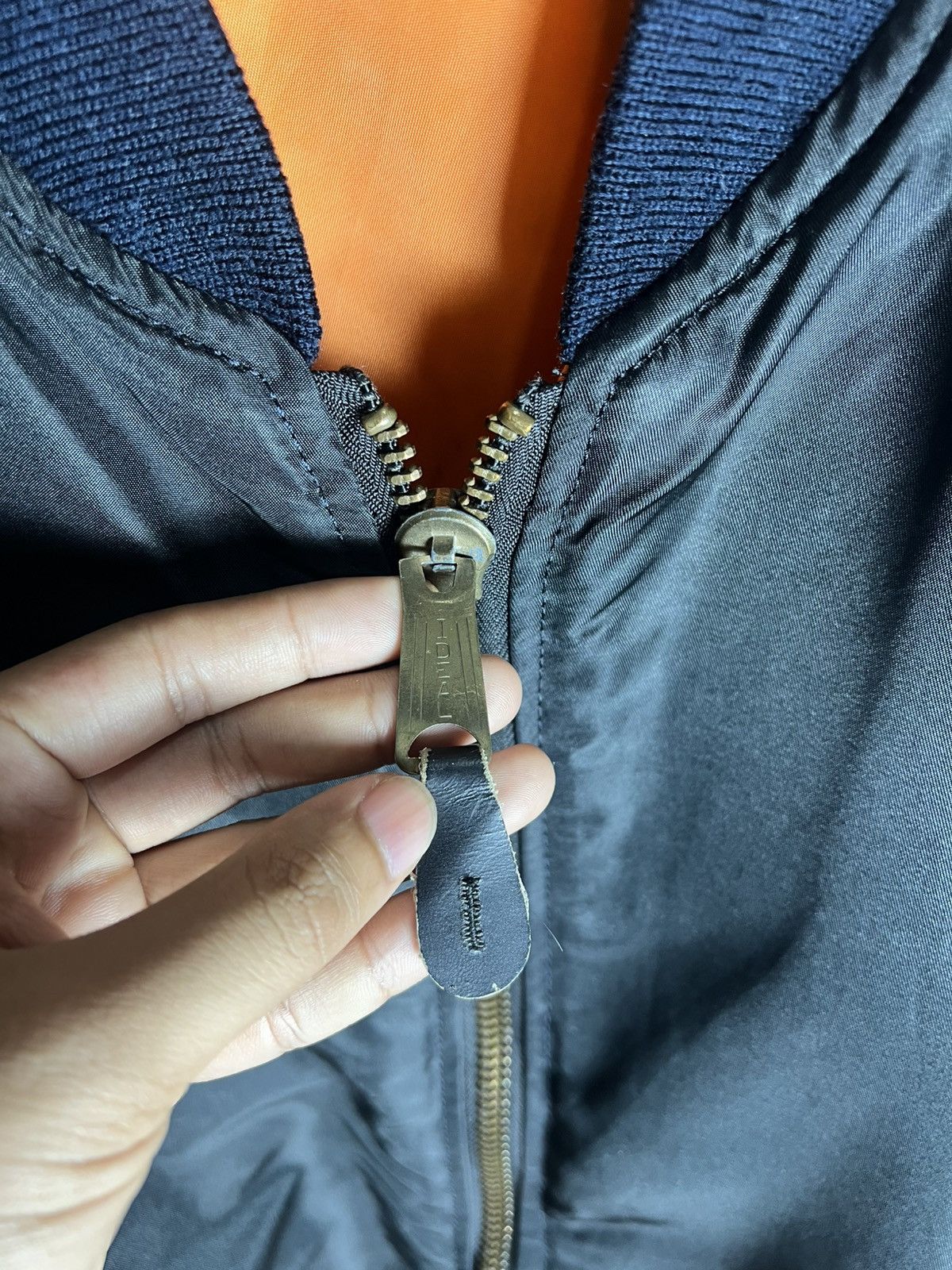 Other Vintage MA-1 Bomber Jacket Reversible Black Orange IDEAL Zip Size US L / EU 52-54 / 3 - 3 Thumbnail