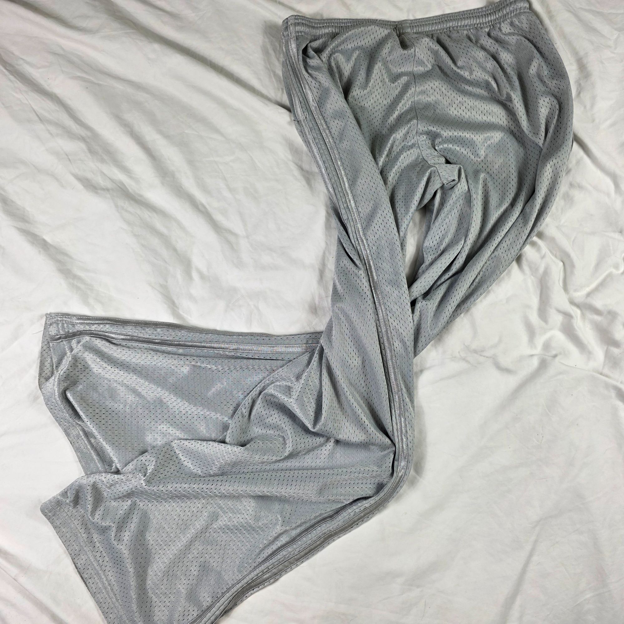 Other Vintage Perfetto Sportswear Mens Large Silver Athletic Pants Size US 34 / EU 50 - 2 Thumbnail