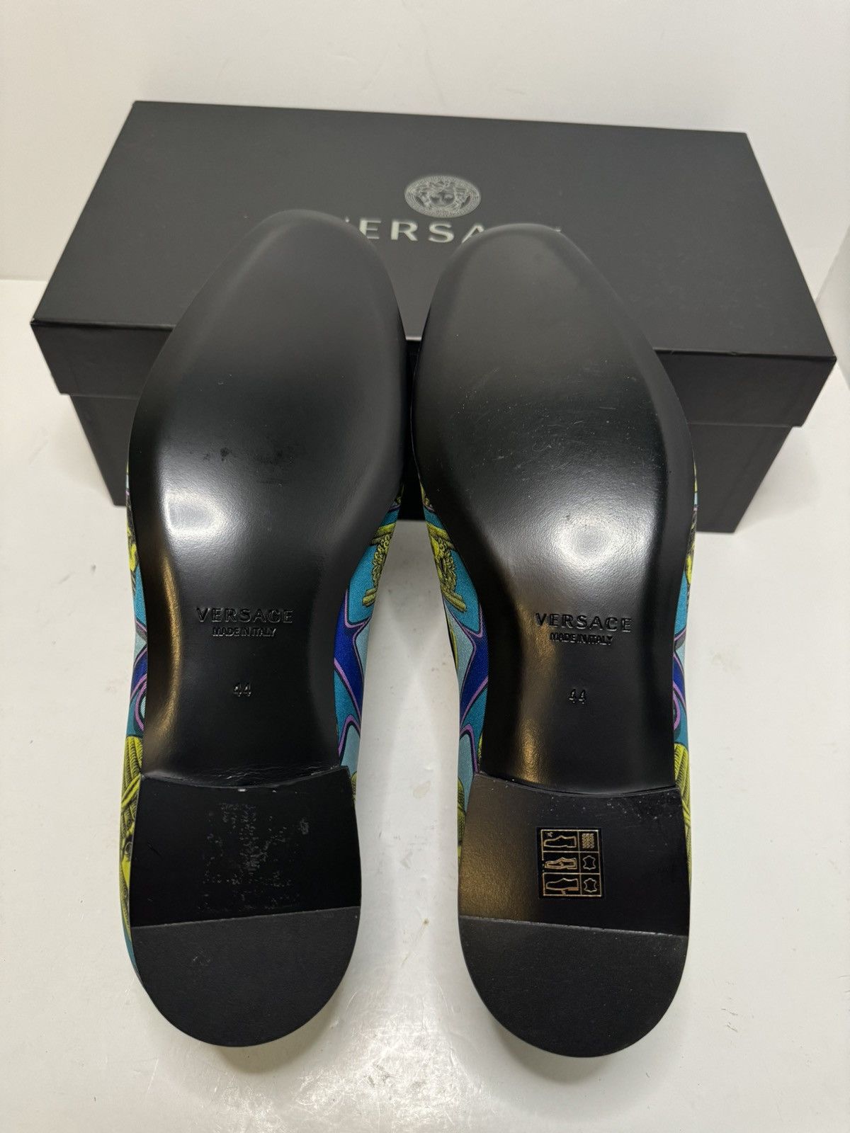 Versace Versace Men’s Mask Printed Slippers Sz EU 44 / US 11 New Size US 11 / EU 44 - 7 Thumbnail