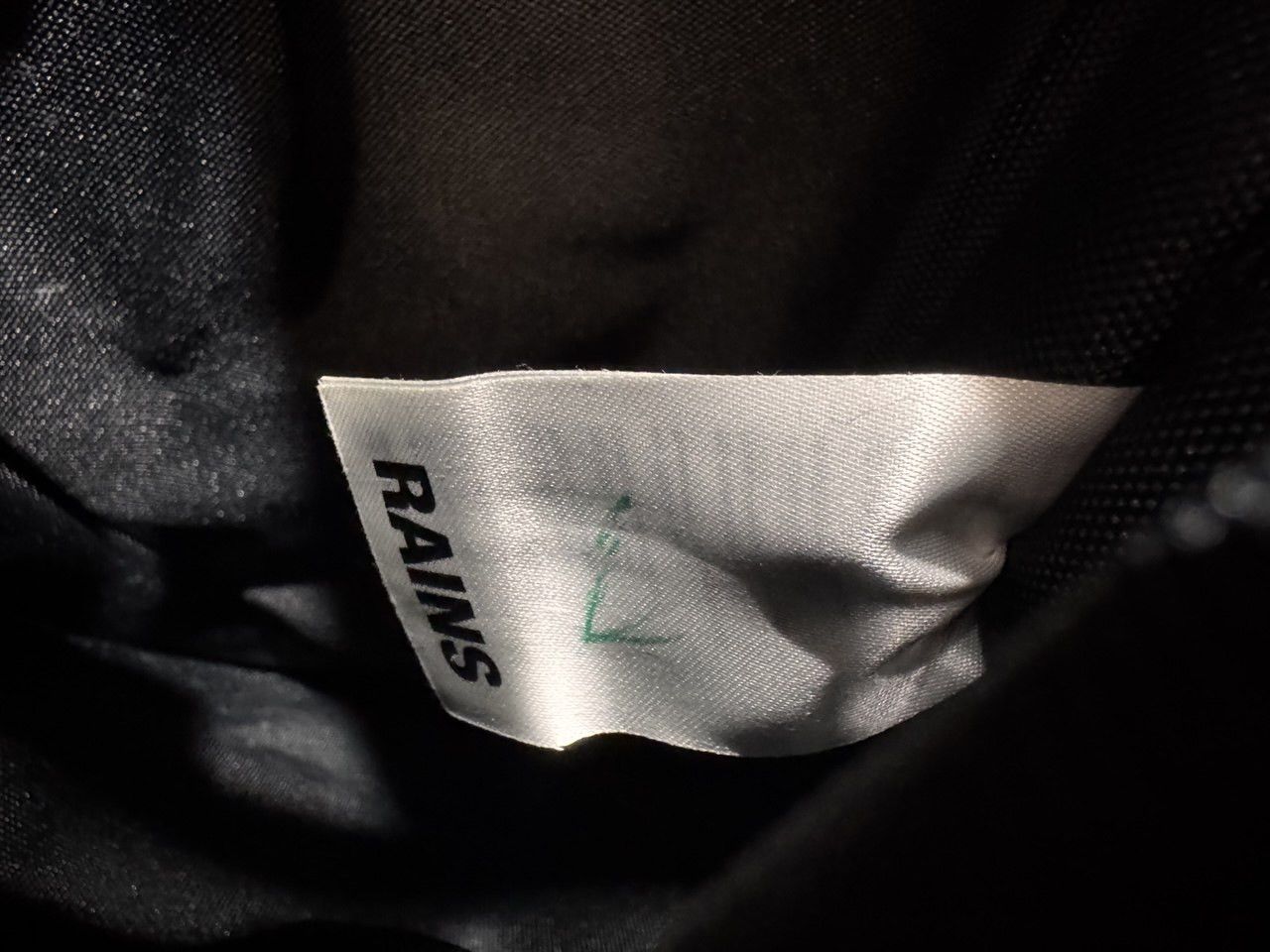 Rains Rains Backpack Black Unisex Size ONE SIZE - 23 Thumbnail