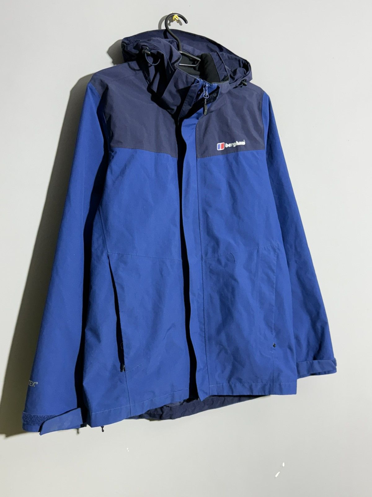 Berghaus Berghaus Gore-Tex Blue Jacket mens size S Size US S / EU 44-46 / 1 - 2 Thumbnail