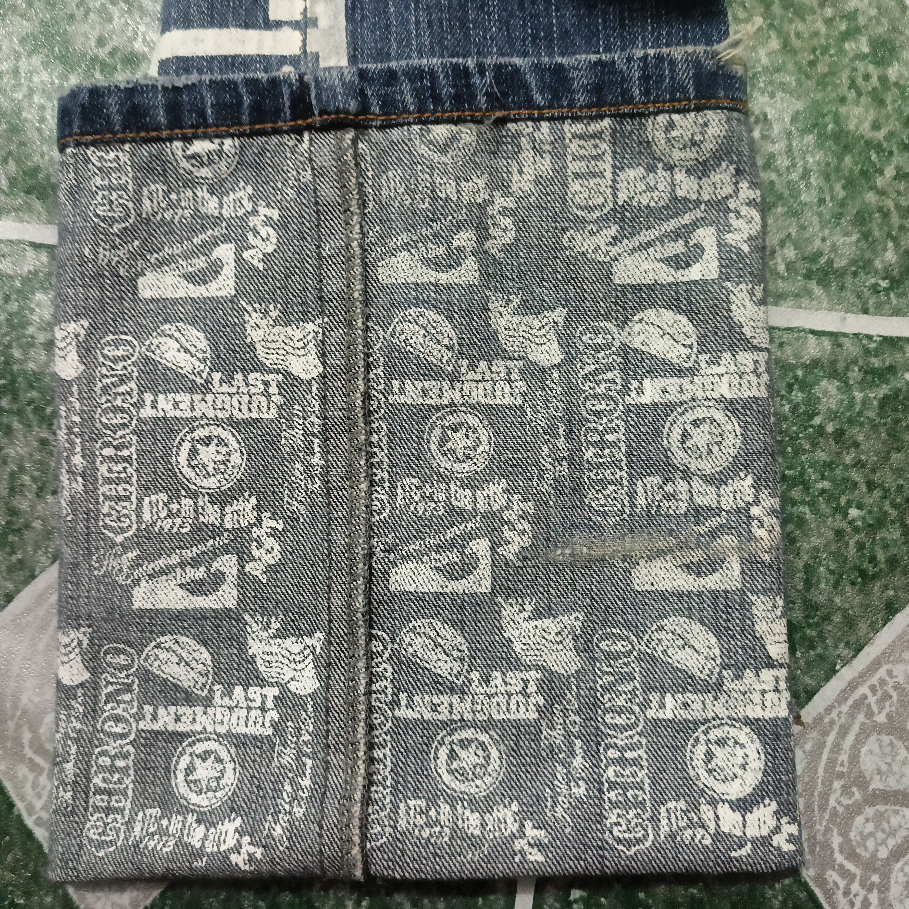 In The Attic 90s In the attic jeans rare patches code No 8370 A Size US 31 - 12 Thumbnail