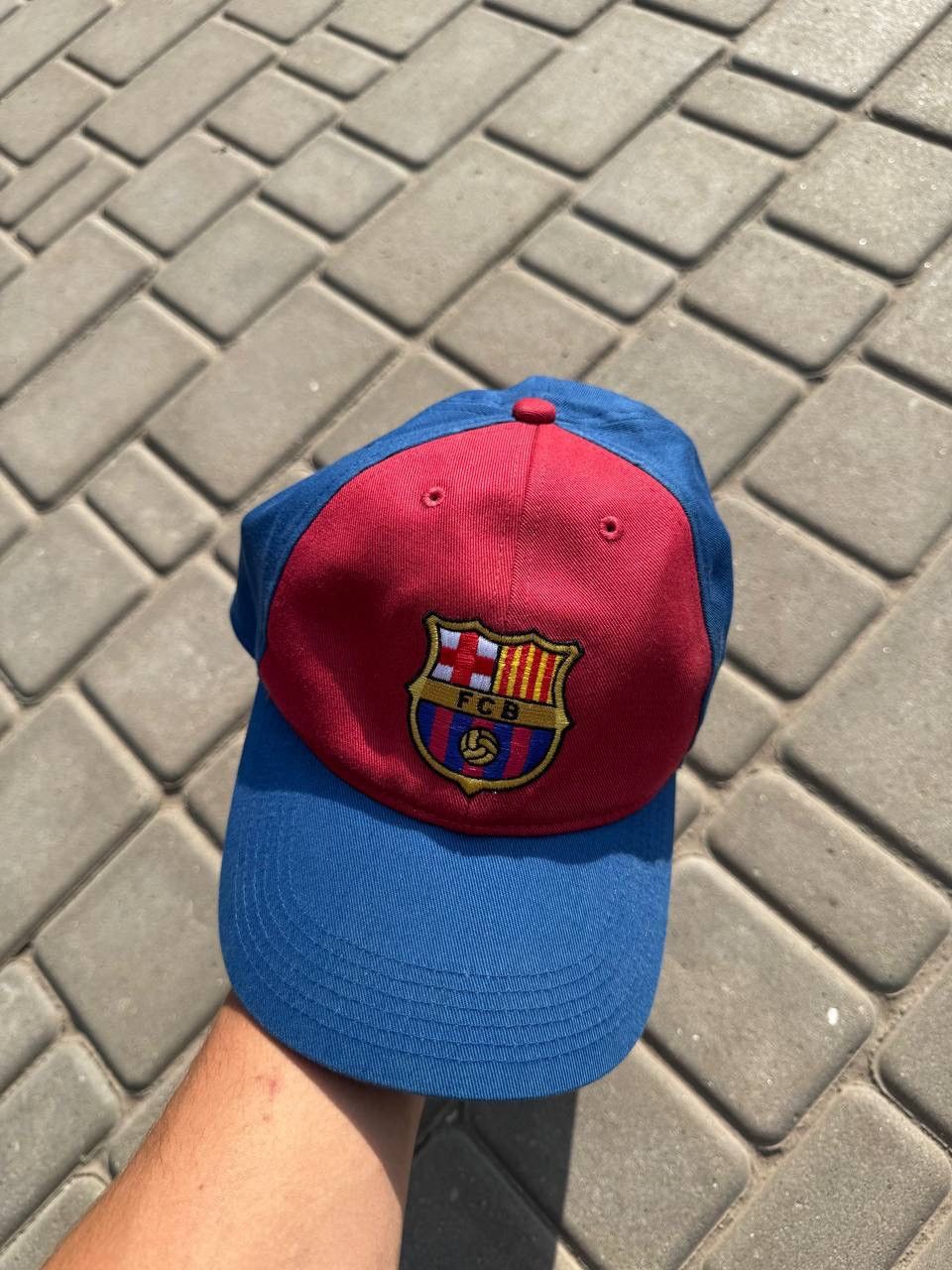 Nike Vintage Nike FC Barcelona Cap Hat Embroidered Logo One Size Size ONE SIZE - 2 Thumbnail
