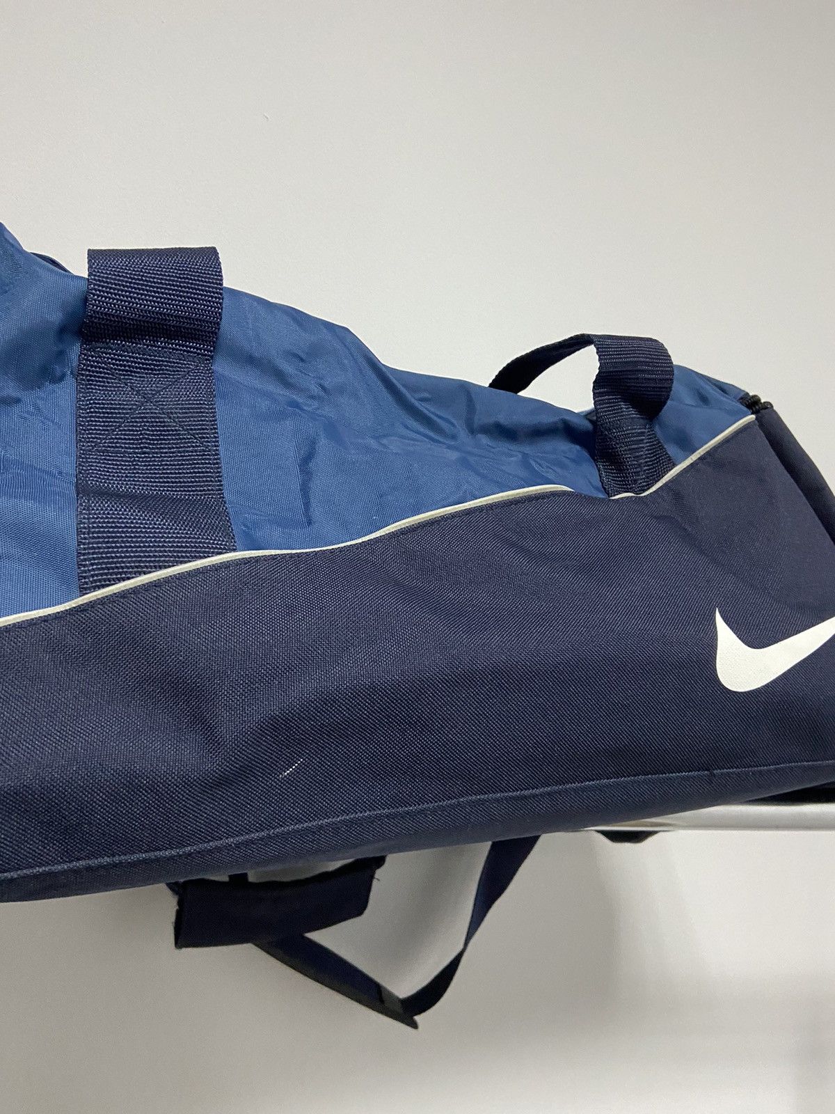 Nike × Vintage Nike Bag sport shoulder Vintage Big swoosh 90s Style Size ONE SIZE - 11 Thumbnail