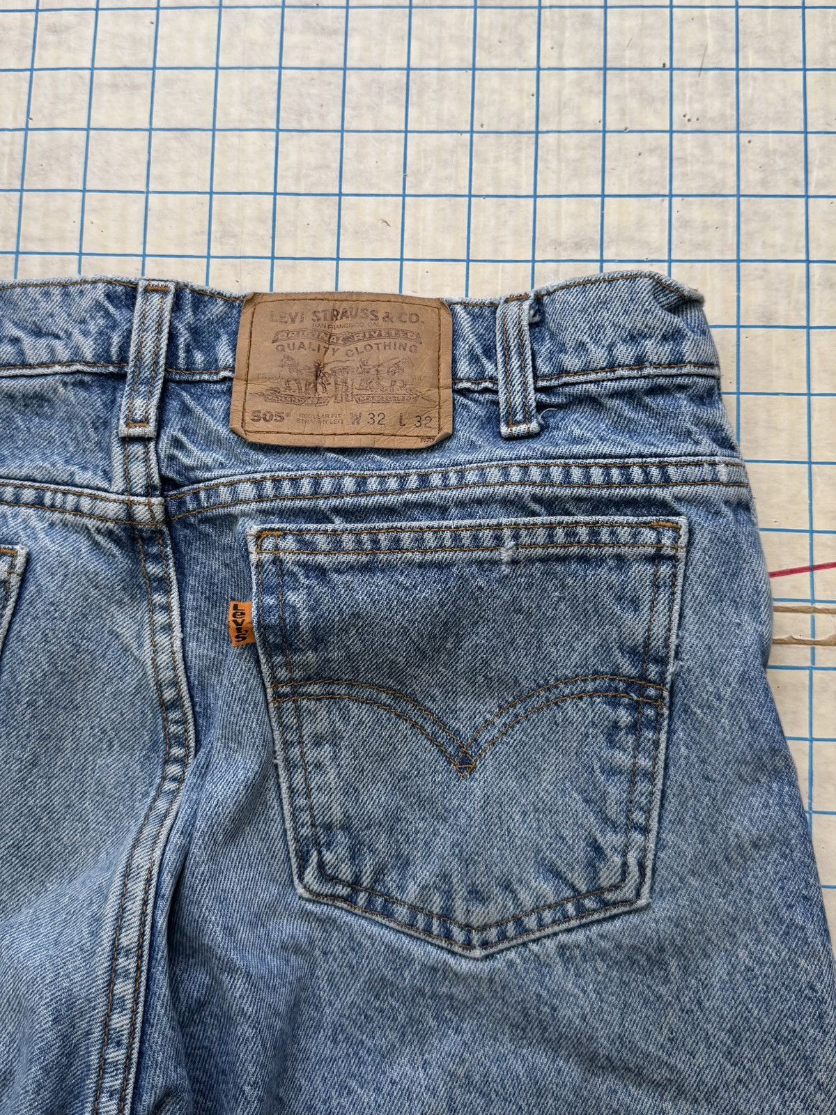 Levi's Vintage Levi’s 505 Orange Tab Regular Fit Jeans Fits 30x31 Size US 30 / EU 46 - 14 Thumbnail