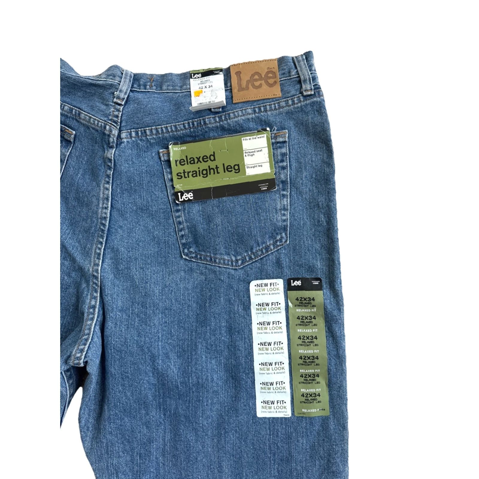 Lee Lee Regular Relaxed Straight Jeans Mens 42x34 Medium Wash Denim 5-Pocket Classic Belt Loops Size US 42 / EU 58 - 2 Thumbnail
