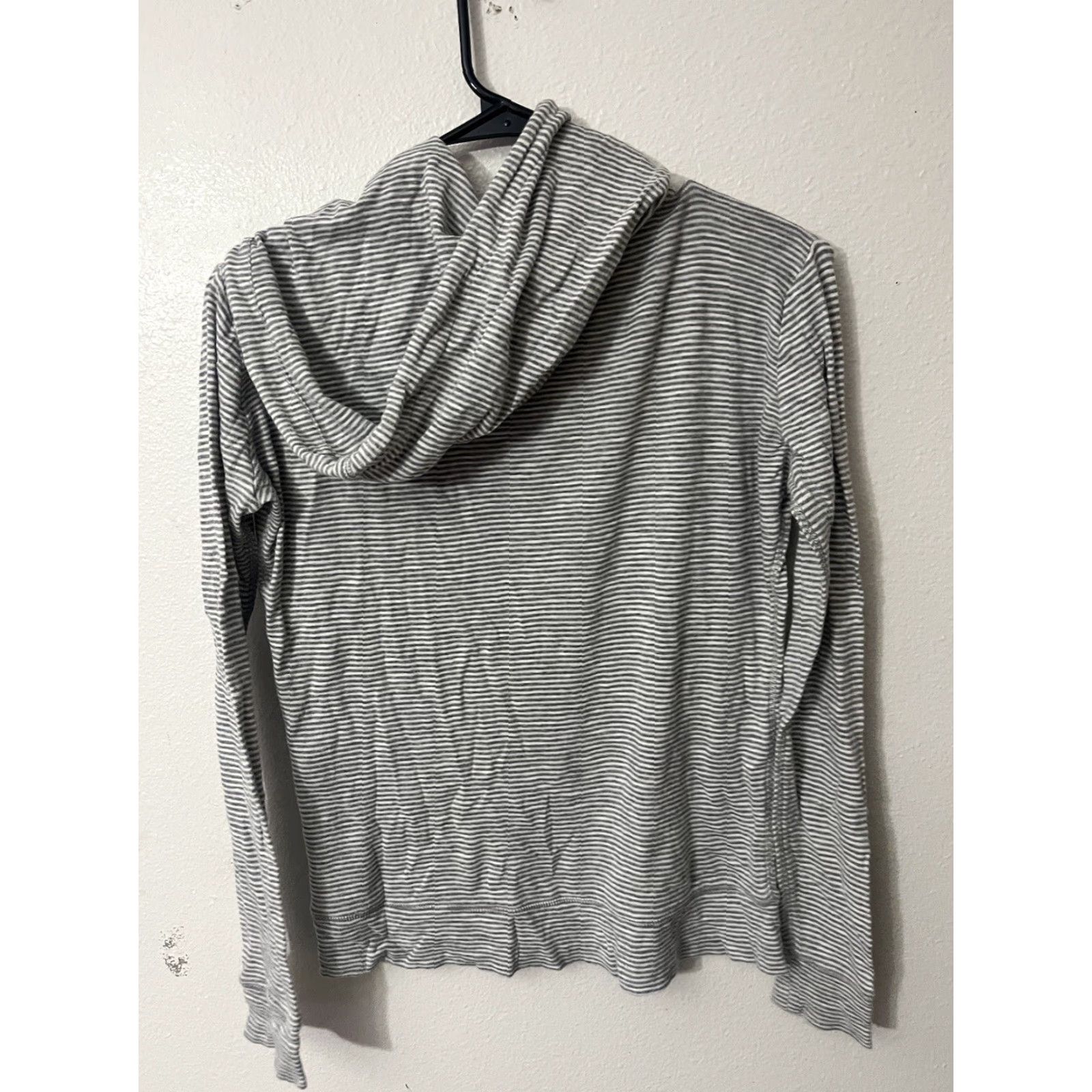 J.Crew VINTAGE J.CREW Women's Pullover Hoodie Casual Travel Knit Lightweight Fall Spring Summer XXS Gray Stripe Womens Size XXS / US 00 / IT 34 - 2 Thumbnail