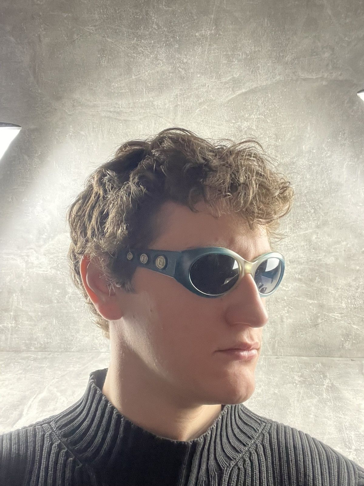 Fendi Fendi Vintage 00s Oval Acetate Sunglasses Blue Transparent Size ONE SIZE - 5 Thumbnail