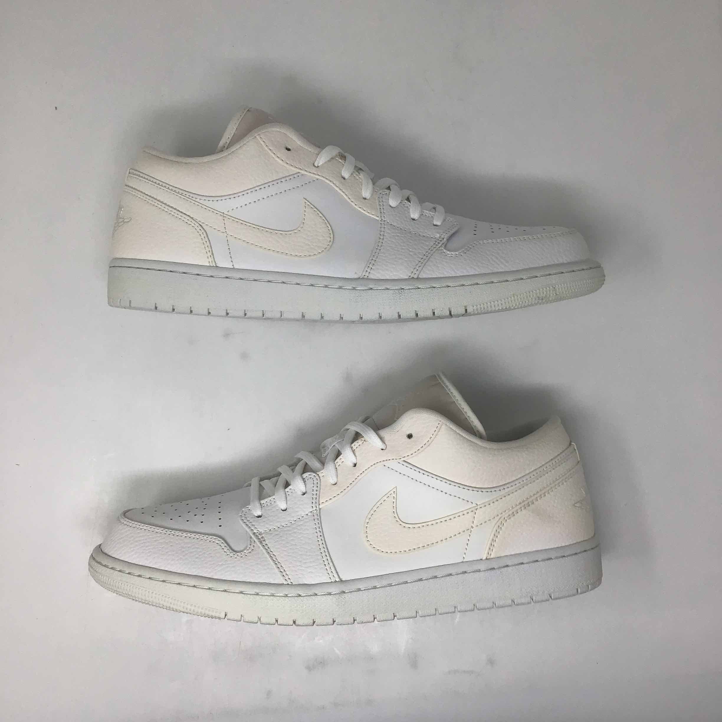 Air Jordan 1 Low Triple White