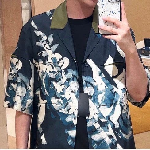 Louis Vuitton Louis Vuitton Flying pigeon printed silk short sleeve shir Size US XL / EU 56 / 4 - 6 Thumbnail