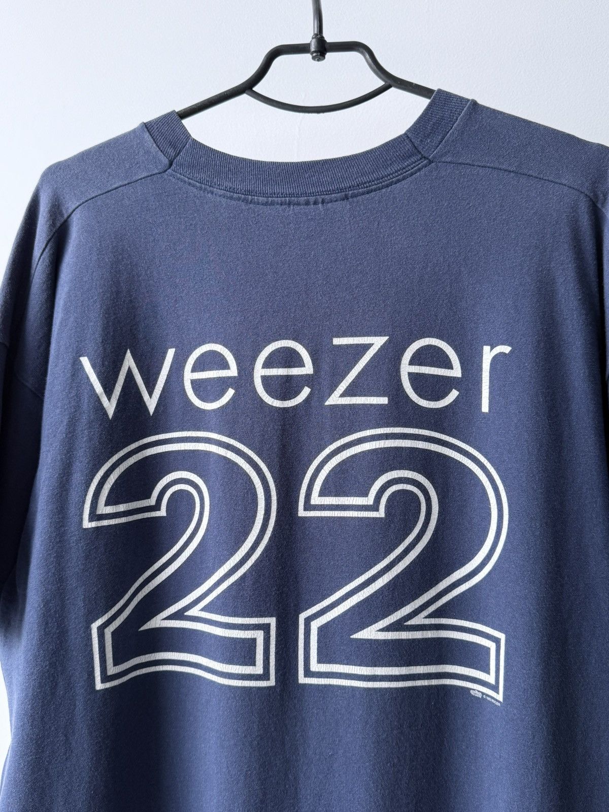 Band Tees Vintage 1995 Weezer Rock Music Band Tee T-Shirt Size US XL / EU 56 / 4 - 2 Thumbnail