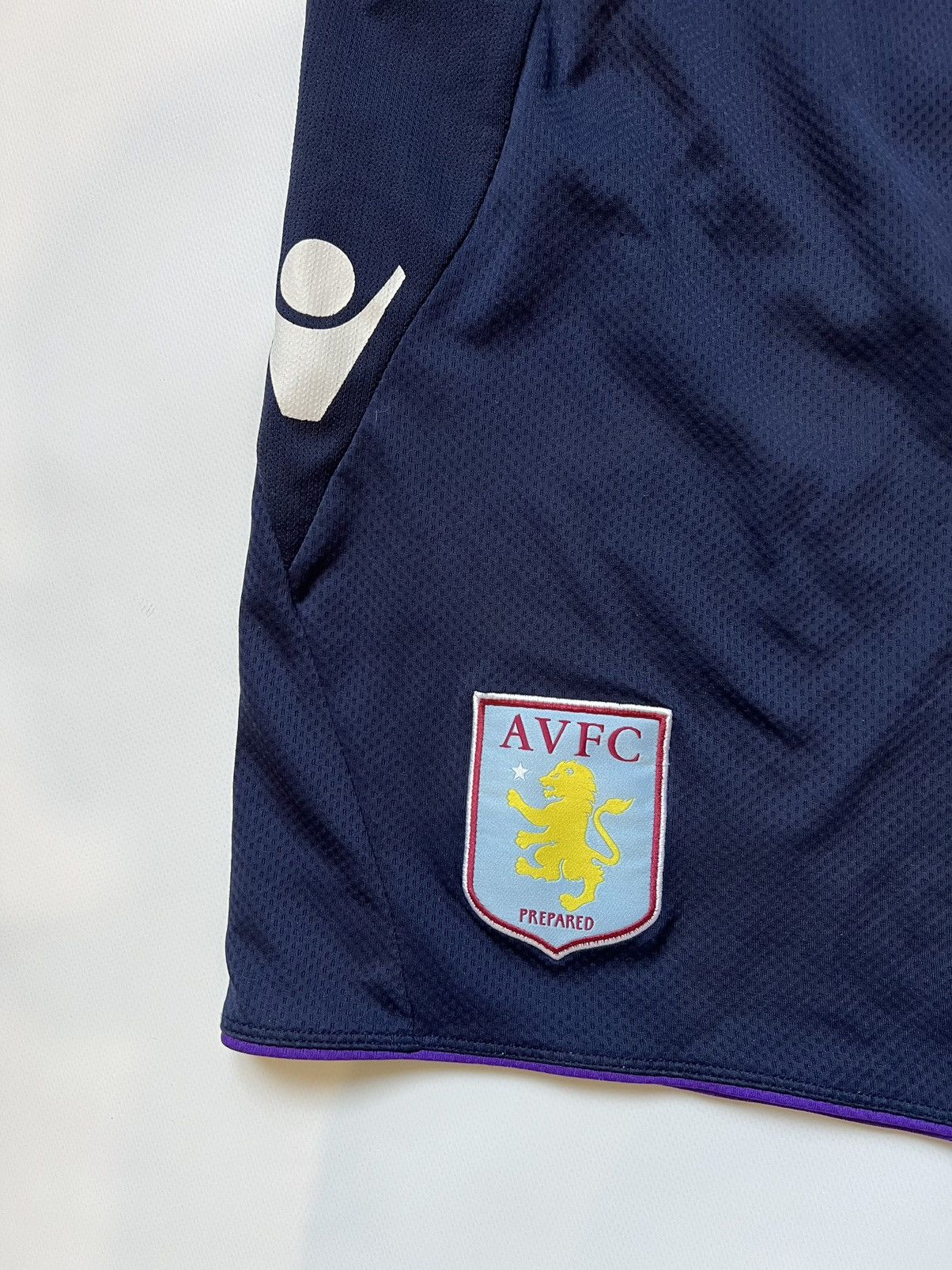 Macron Macron Aston Villa Navy Shorts Soccer Football Size US 36 / EU 52 - 2 Thumbnail