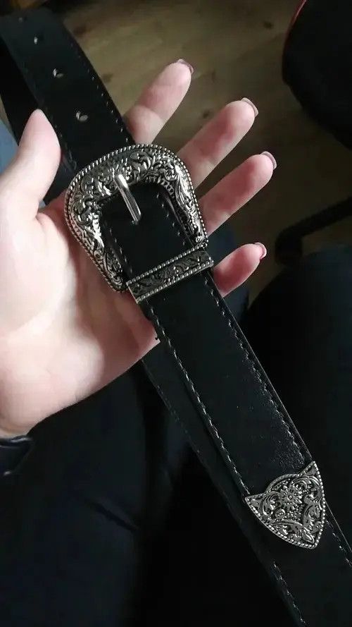 Genuine Leather × Vintage Women Black Retro Pin Buckle Belt Vintage Carved Belt Size ONE SIZE - 3 Thumbnail