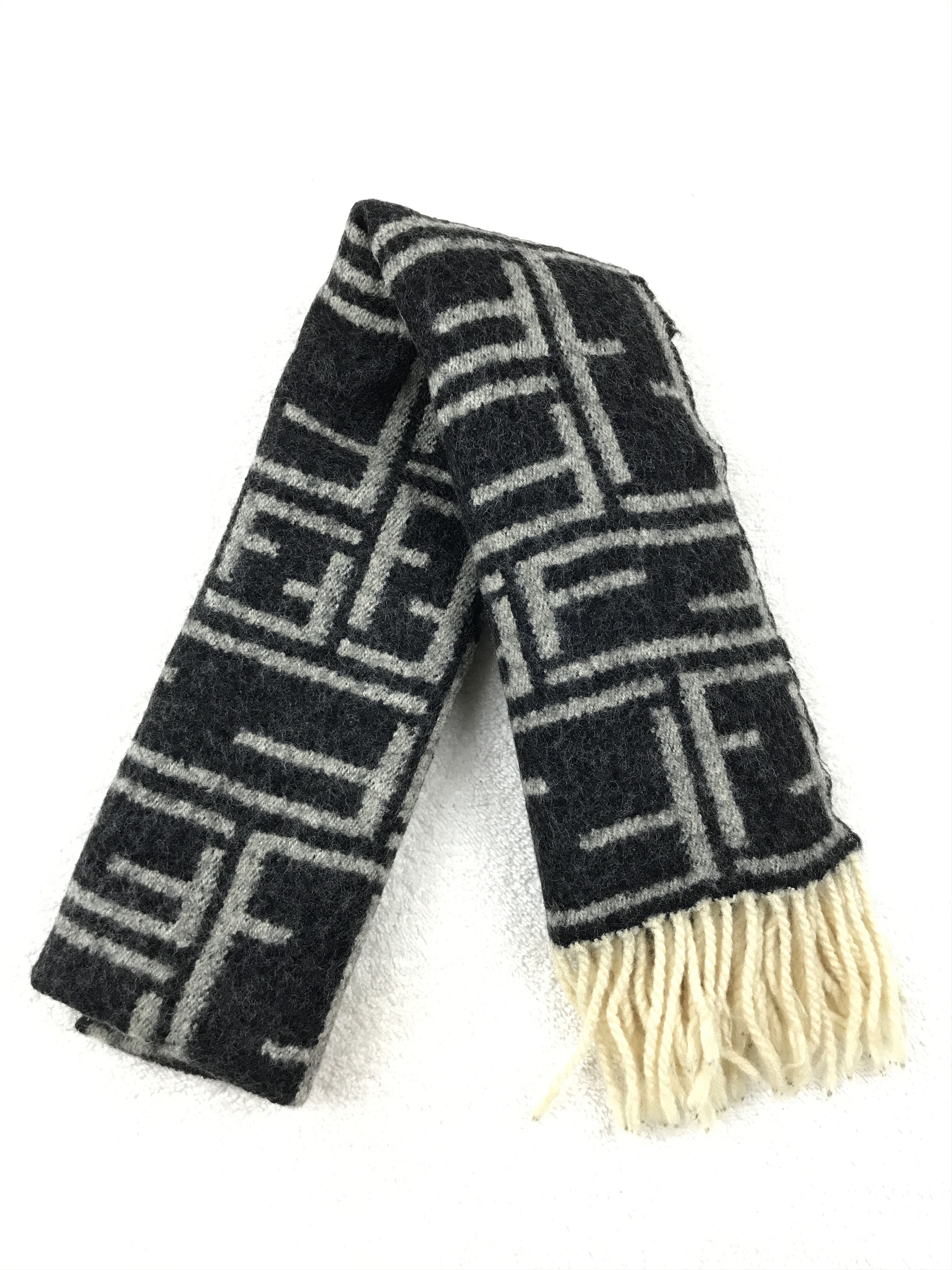 Fendi Vintage Fendi Scarf Muffler Wool Cashmere Size ONE SIZE - 5 Thumbnail