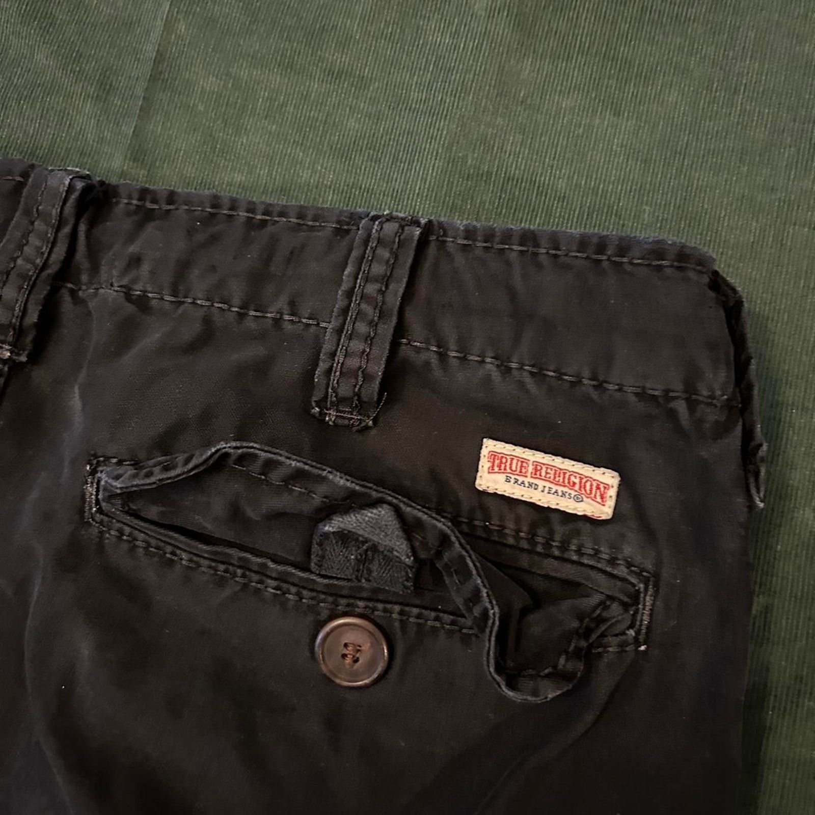 True Religion Vintage true religion cargo shorts Size US 33 - 5 Thumbnail