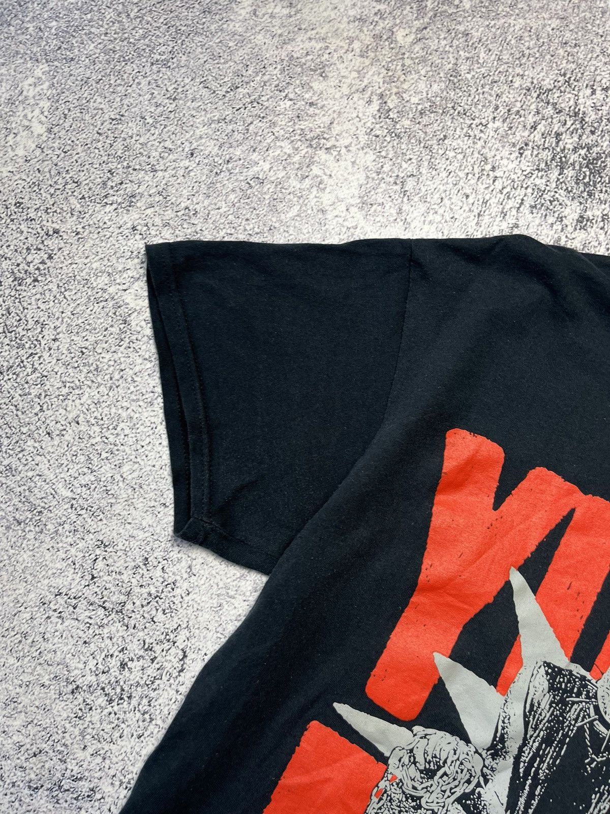 Band Tees Yung Blud Death Tour Vintage Rock T-shirt Men's Y2K Size US M / EU 48-50 / 2 - 15 Thumbnail