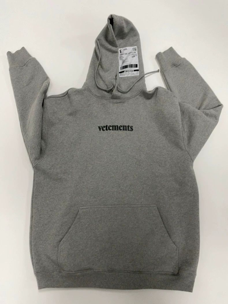 Vetements Vetements Trendy Vettemon Letter Printed Patchwork Hoodie Size US S / EU 44-46 / 1 - 1 Thumbnail