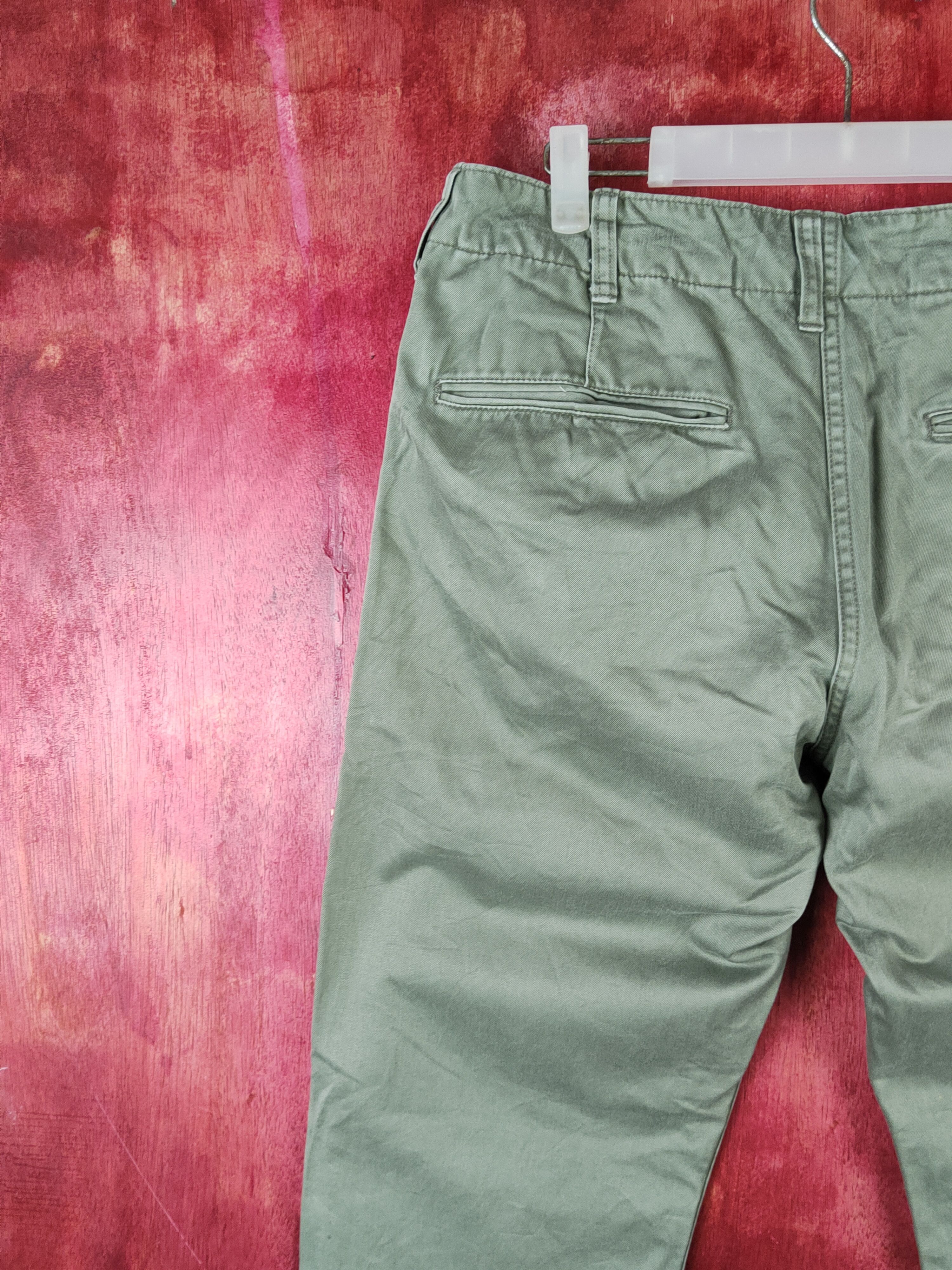 Japanese Brand Uniqlo Army Green ripped vintage Casual Pants #S2258 Size US 33 - 8 Thumbnail