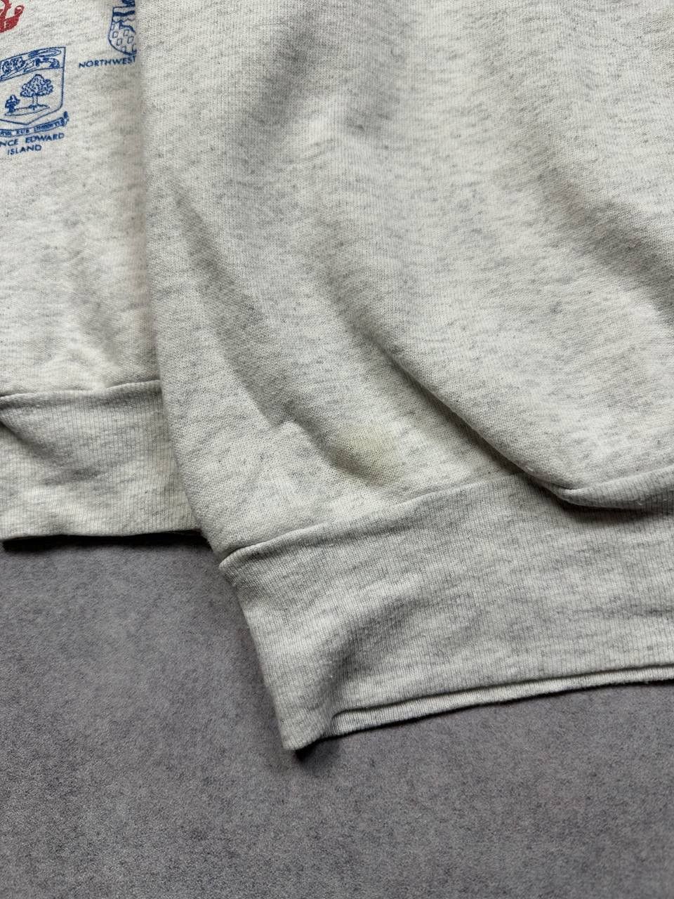 Other Vintage Canada Oversized Sweatshirt, Size M – Cozy Size US M / EU 48-50 / 2 - 9 Thumbnail