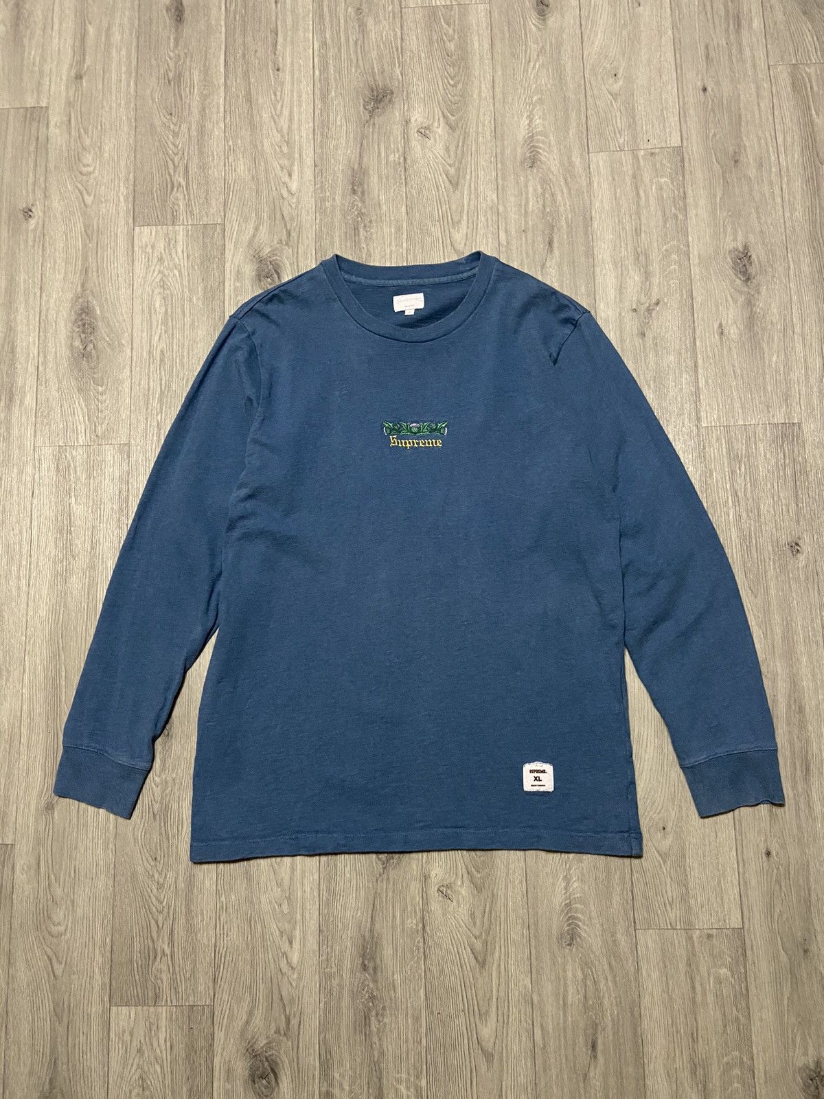 Supreme long sleeve flower