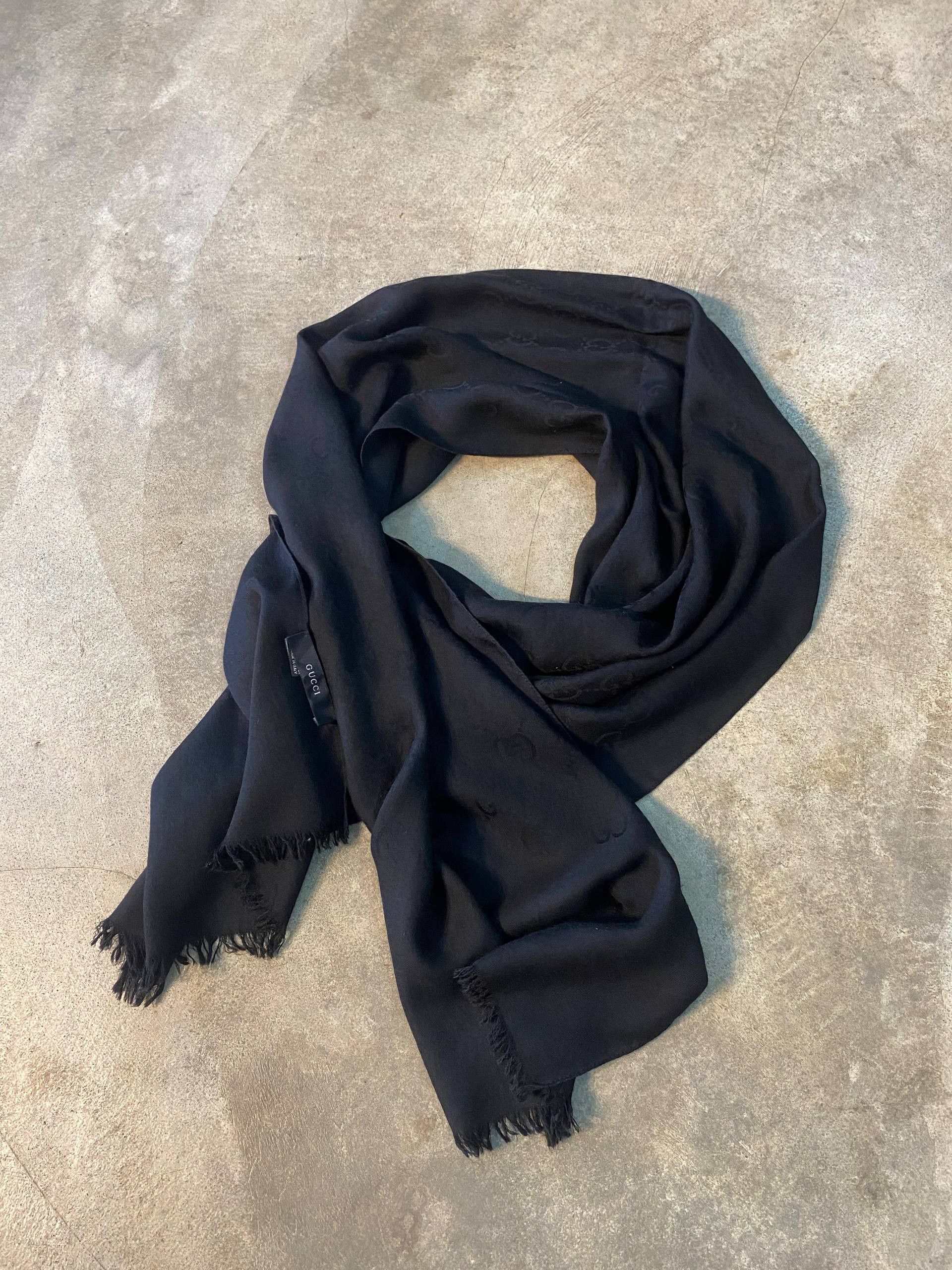 Gucci GG Wool Silk Blend Jacquard Scarf Muffler