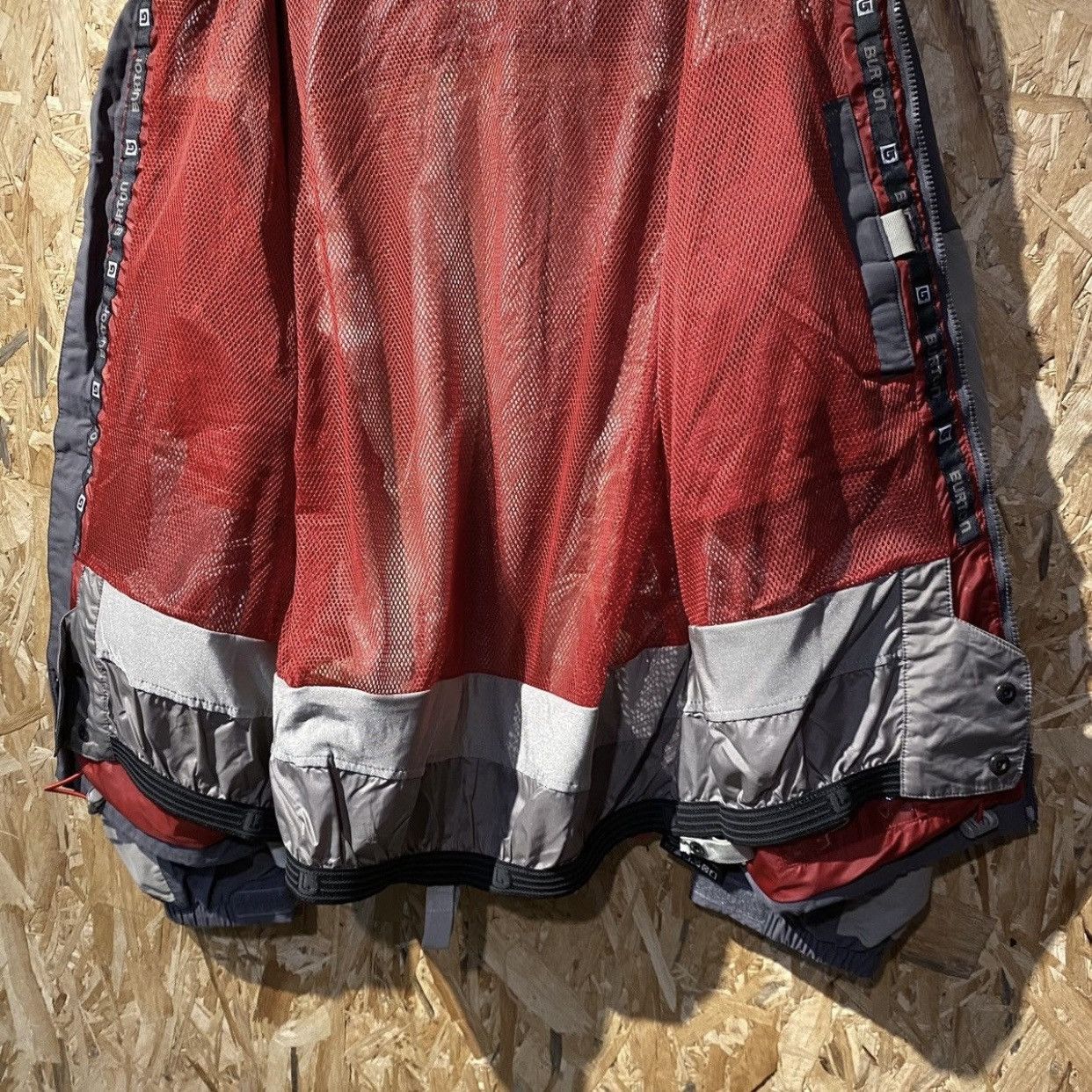 Burton × Vintage VINTAGE Burton Gorpcore Waterproof Jackets Size US L / EU 52-54 / 3 - 14 Thumbnail