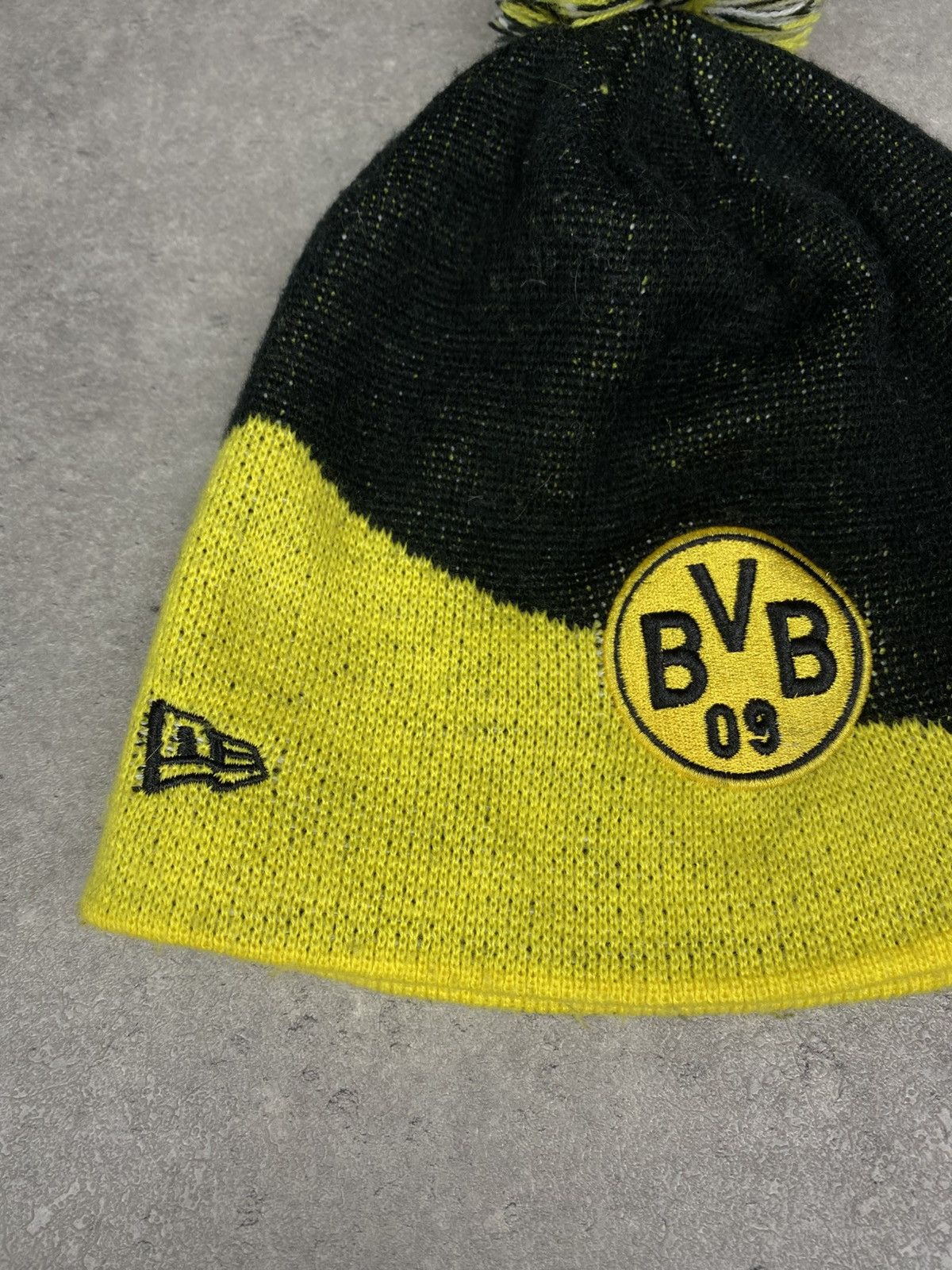 New Era Hat Borussia Dortmund new era RARE VINTAGE CASUAL STREETWEAR Size ONE SIZE - 2 Thumbnail
