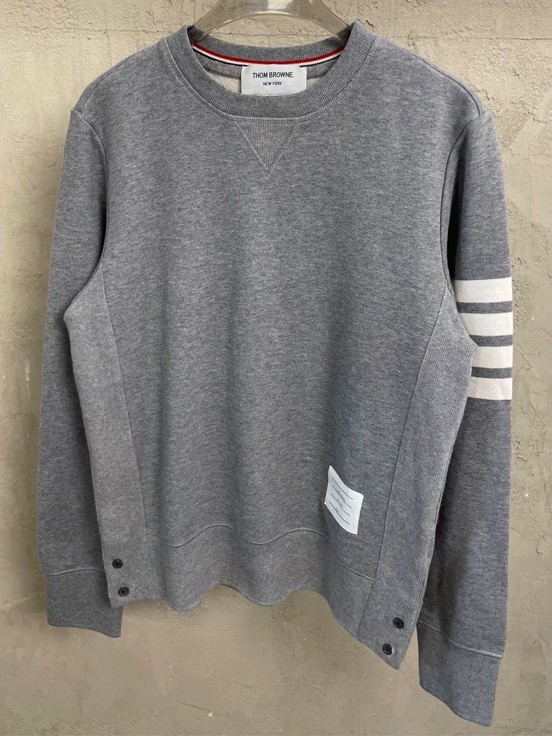 Thom Browne Thom Browne size1 Gray four stripe round neck sweater Size US S / EU 44-46 / 1 - 3 Thumbnail