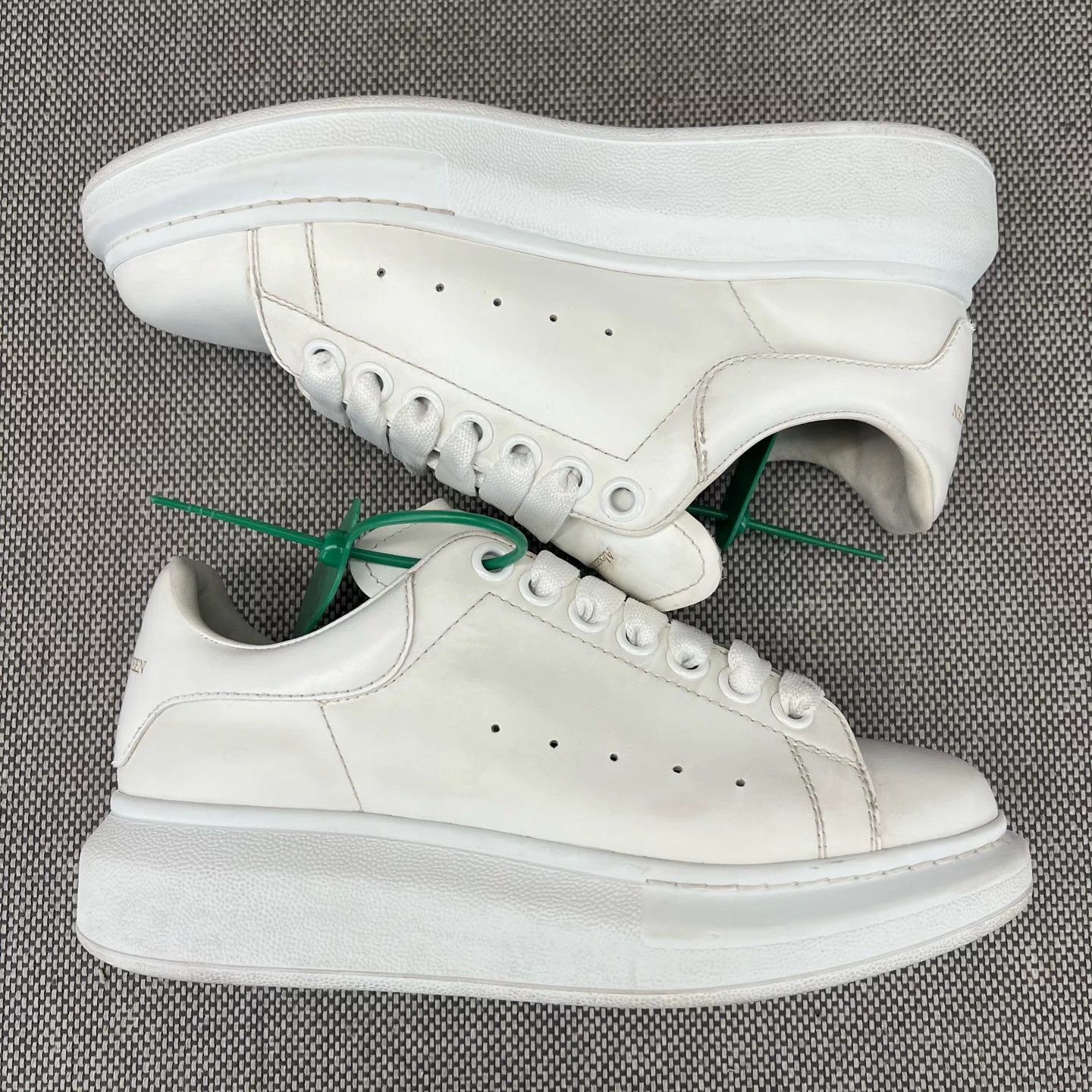 Alexander McQueen McQ All White White Toe 36 Size US 6 / IT 36 - 3 Thumbnail