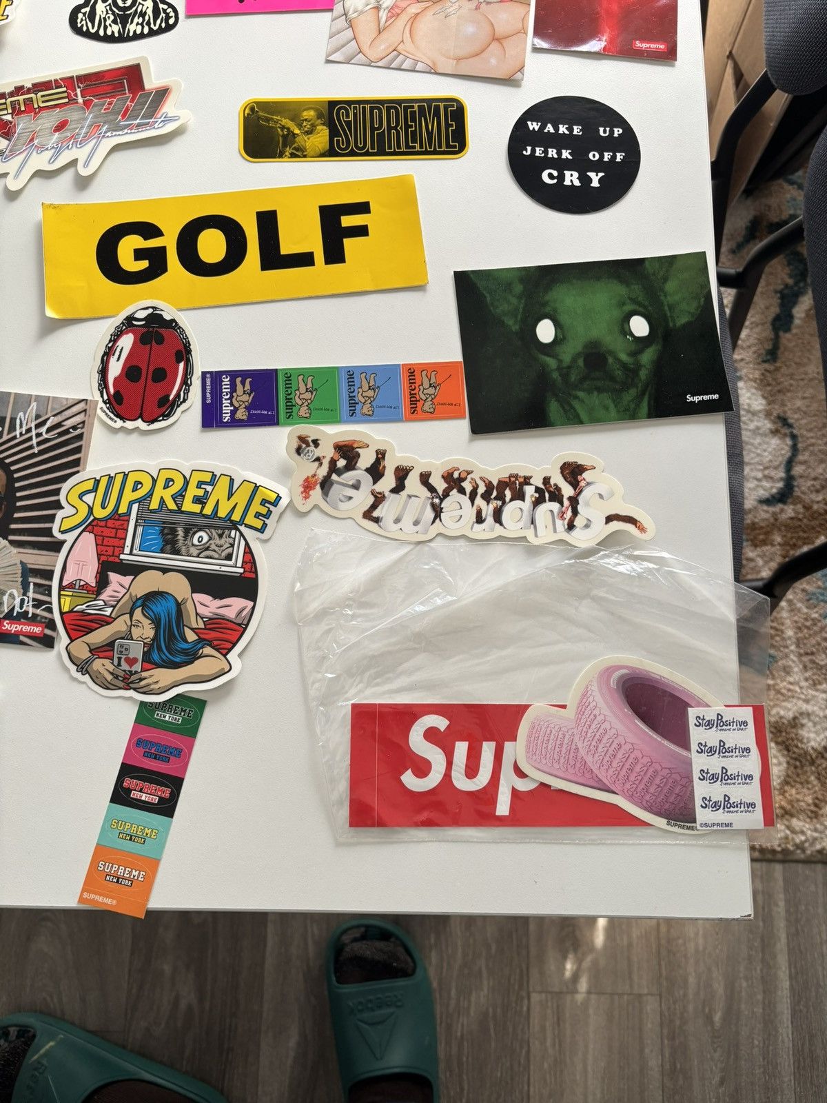 Supreme Supreme Sticker Bundle 50 Random Stickers Size ONE SIZE - 12 Thumbnail