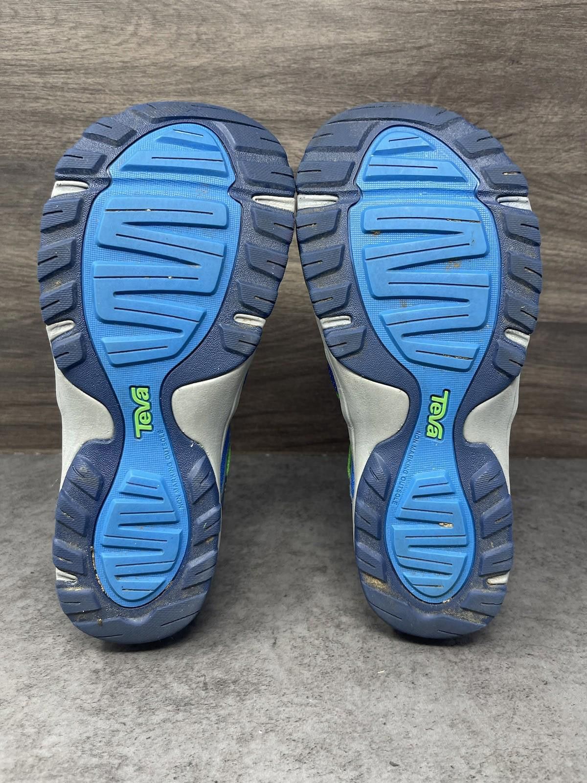 Teva Teva Kids Manatee Shoes Size 6 Water Sandals Blue Green Size US 6 / EU 39 - 8 Thumbnail