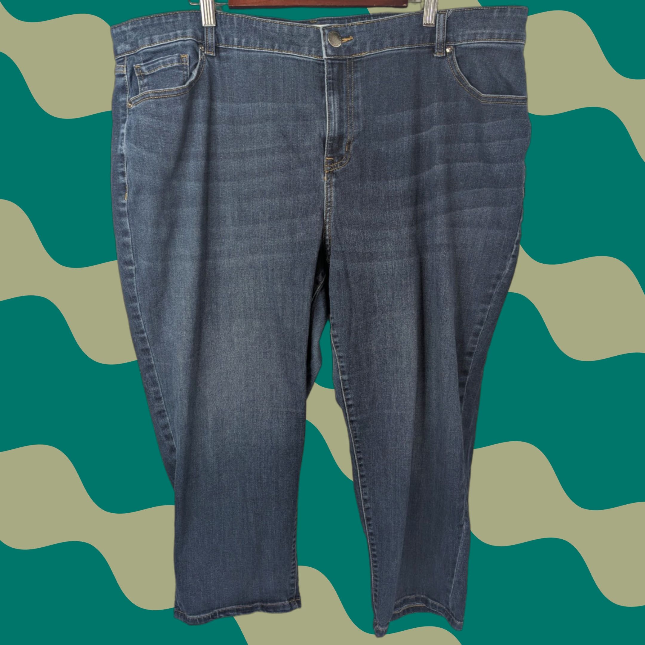 Vintage Lane Bryant Jeans Signature Fit Boyfriend Capris Women Plus Size 20 Blue Cotton Polyester Spandex Denim Mid Rise 8.5-10.5 Pockets Button Zipper Size ONE SIZE - 1 Thumbnail