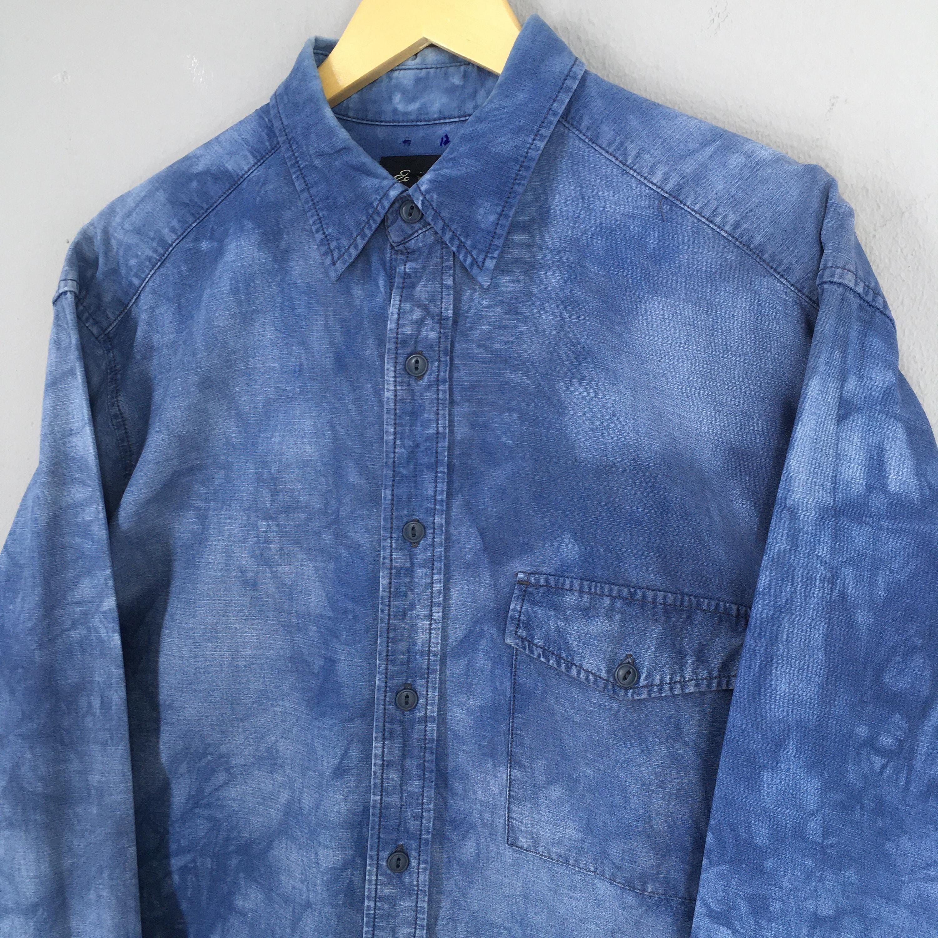 Eddie Bauer Vintage 90's Eddie Bauer Bleach Blue Flannel Medium Size US M / EU 48-50 / 2 - 3 Thumbnail