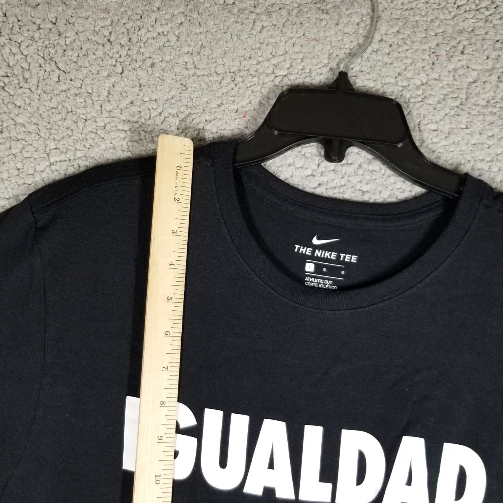Nike NIKE EQUALITY LANGUAGE IGUALDAD SPANISH SHIRT LARGE MENS BLACK WHITE Size US L / EU 52-54 / 3 - 4 Thumbnail
