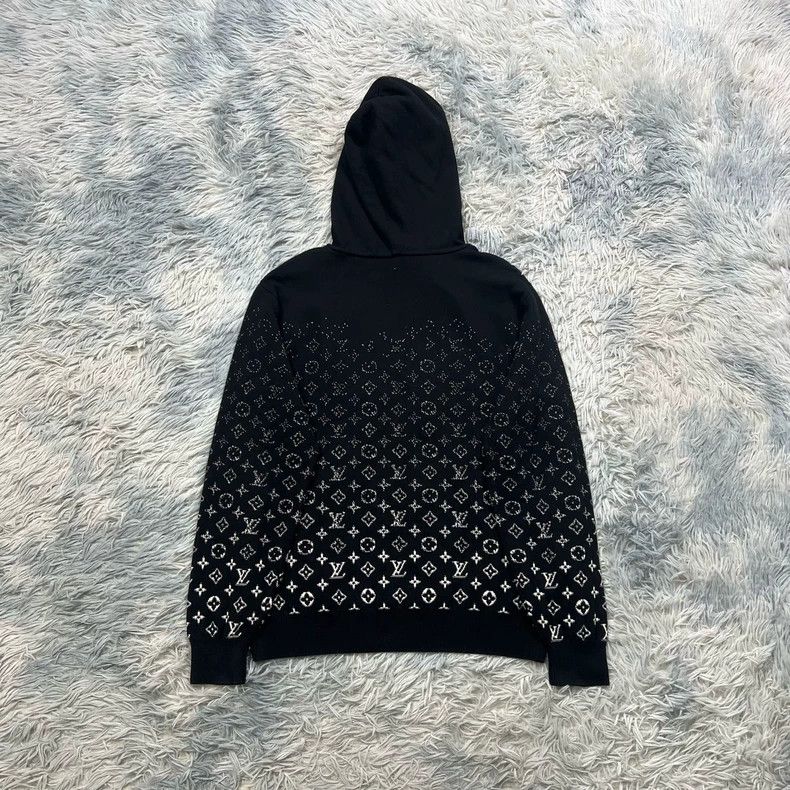 Louis Vuitton Louis Vuitton Full print gradient hooded sweatshirt Size US S / EU 44-46 / 1 - 2 Thumbnail