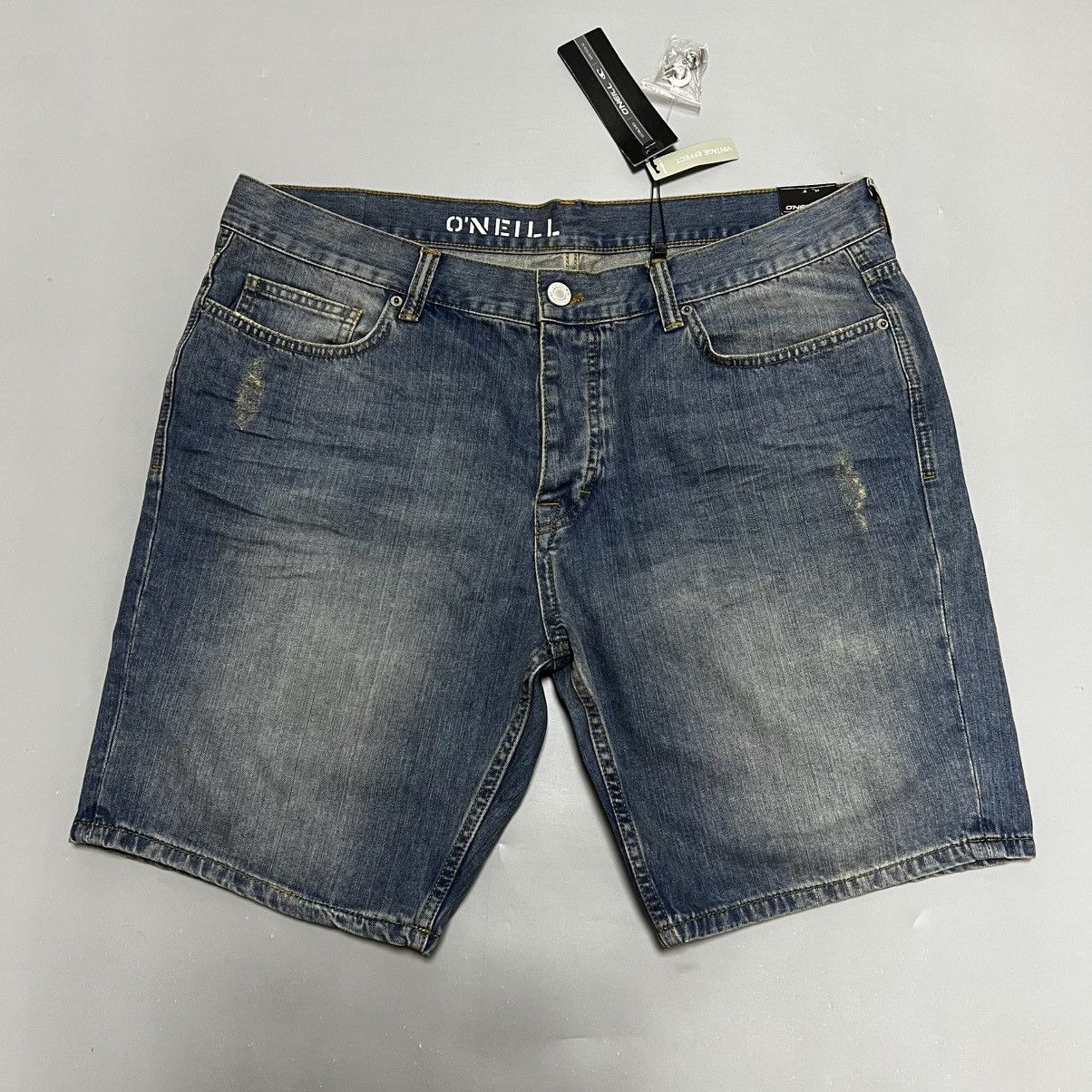 O'Neill O’Neill denim jeans shorts NEW Size US 38 / EU 54 - 2 Thumbnail