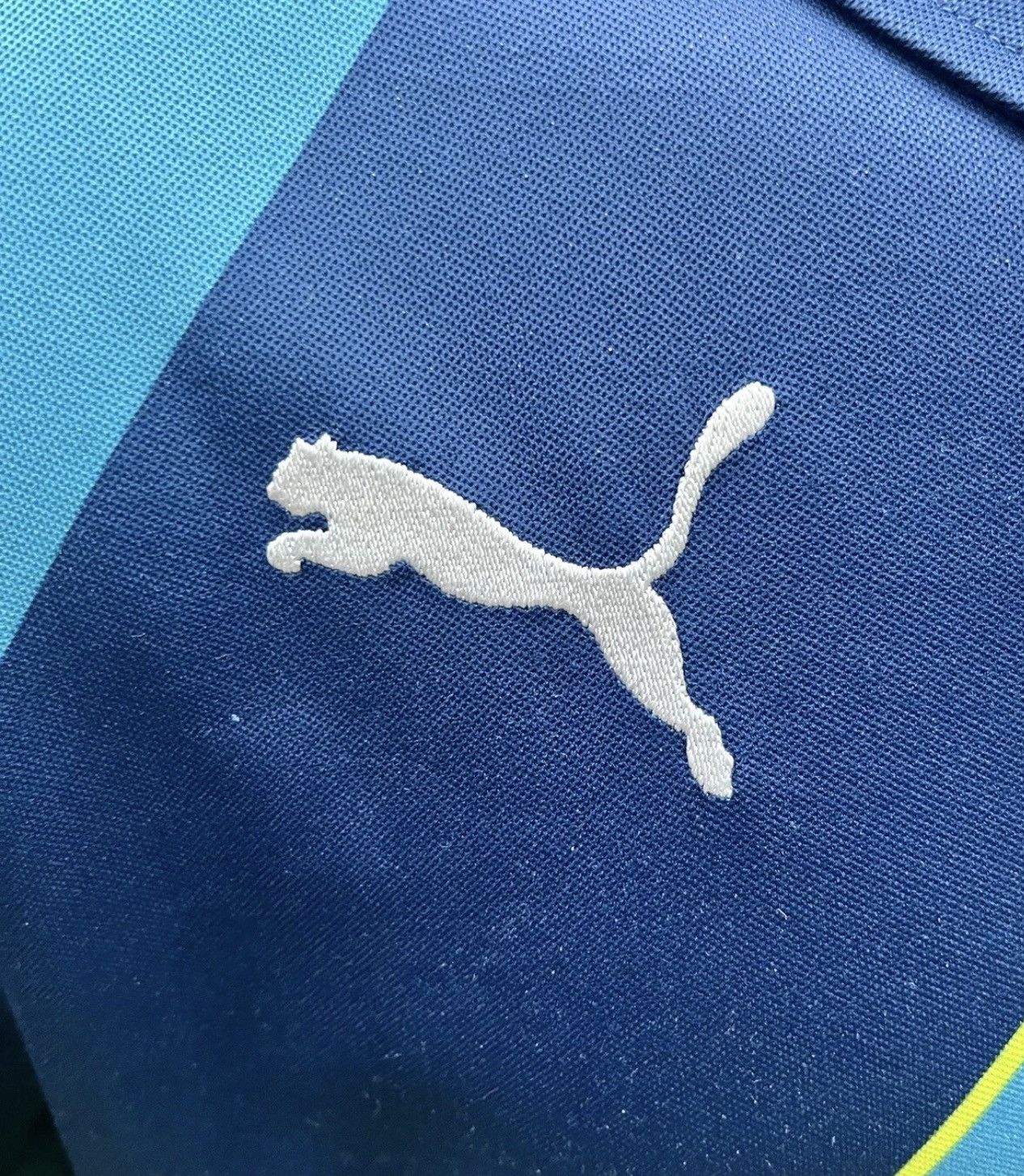 Puma Jersey ozil arsenal Size US M / EU 48-50 / 2 - 7 Thumbnail