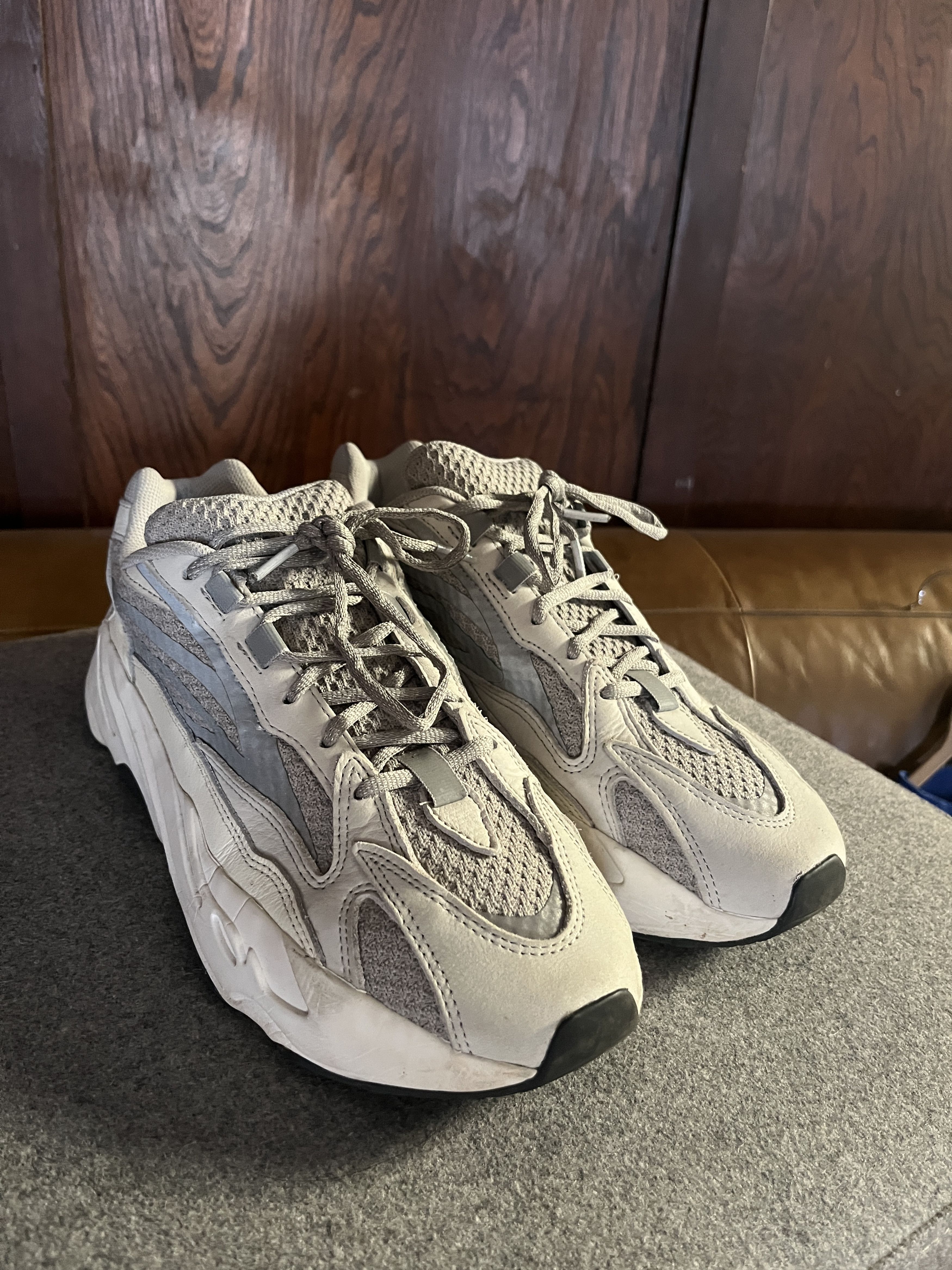 Adidas Yeezy 700v2 Static Size US 12.5 / EU 45-46 - 7 Thumbnail