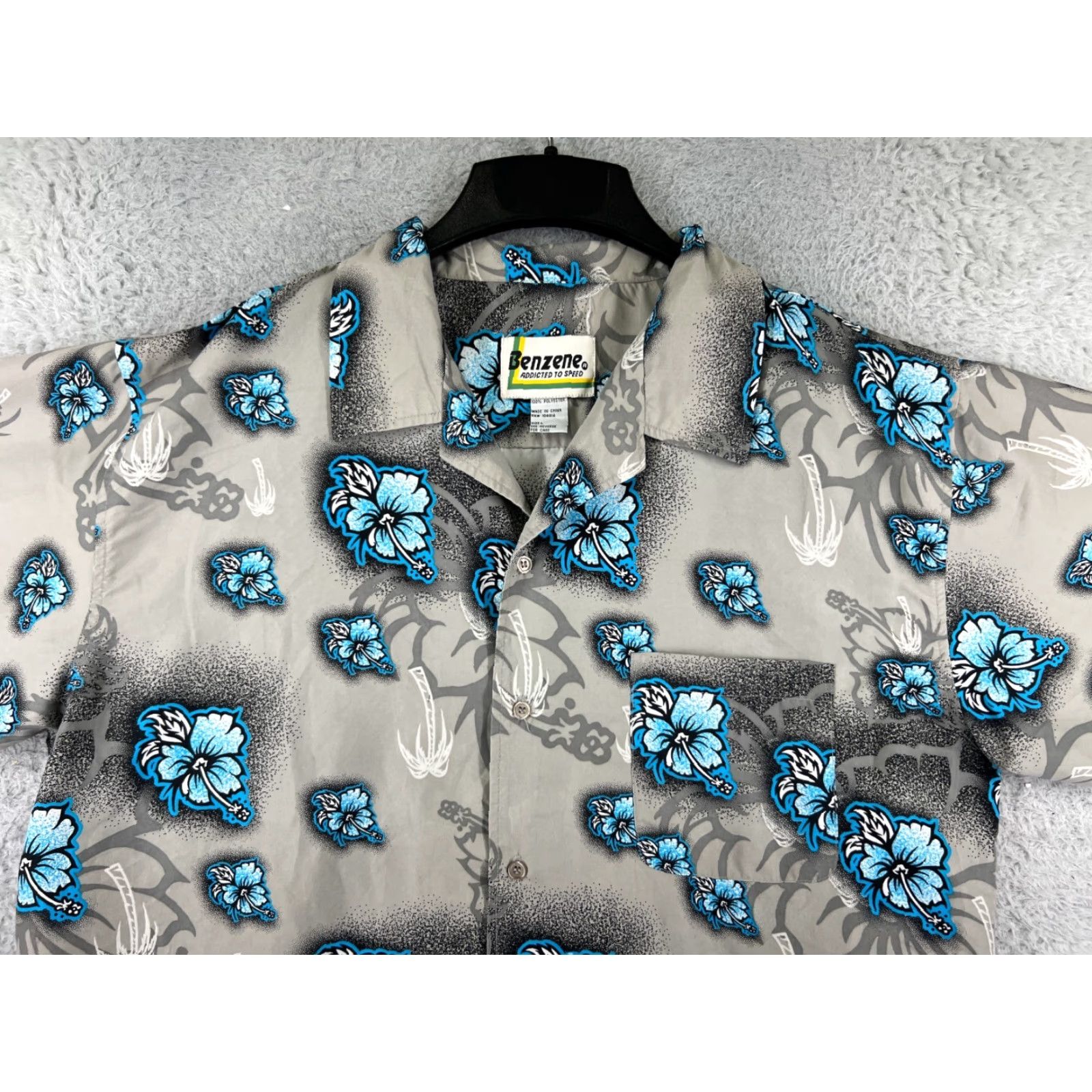 Vintage Benzene Mens Button-Up Shirt Hawaiian Floral Gray Palm Tree Aloha Beach Vacation 40 in Chest - Holiday/All Seasons Size US L / EU 52-54 / 3 - 6 Thumbnail