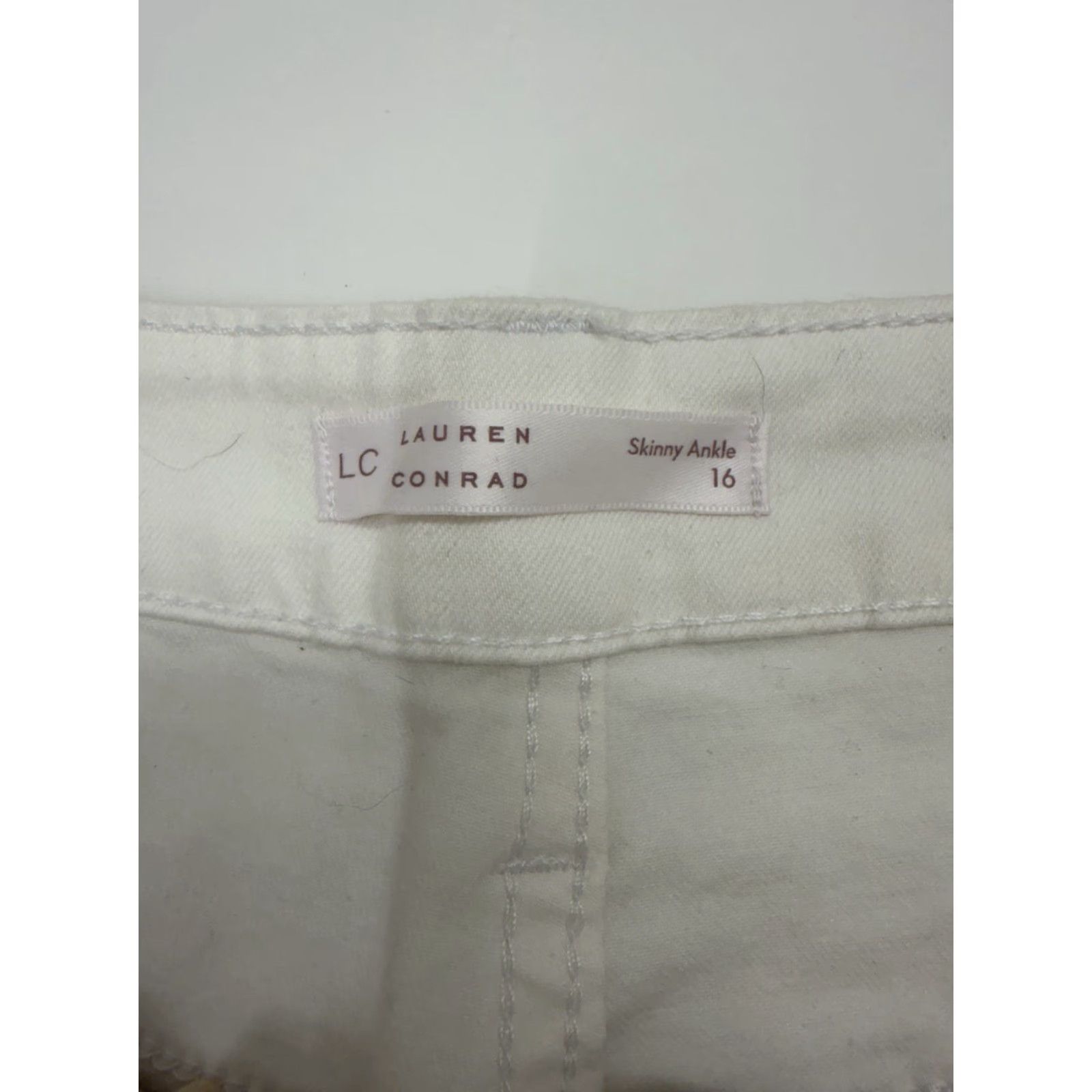 Vintage LC Lauren Conrad Jeans Size 16 Skinny Ankle White Denim Distressed Womens Size 38" / US 16 / IT 52 - 4 Thumbnail