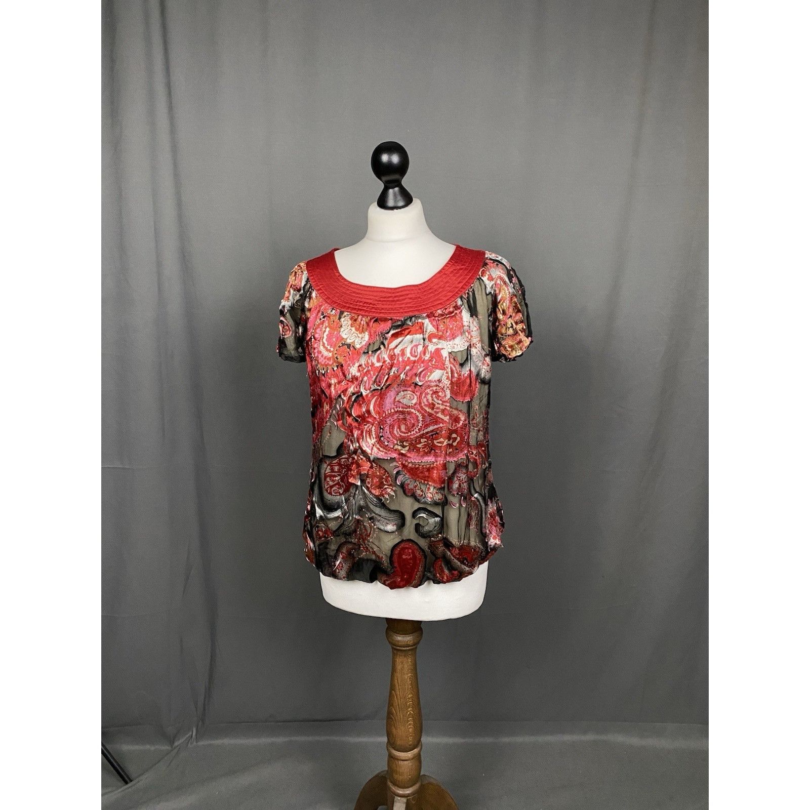 Chloe Chloe Women's Red Floral Silk Tunic T-Shirt Size US 8 Size M / US 6-8 / IT 42-44 - 2 Thumbnail