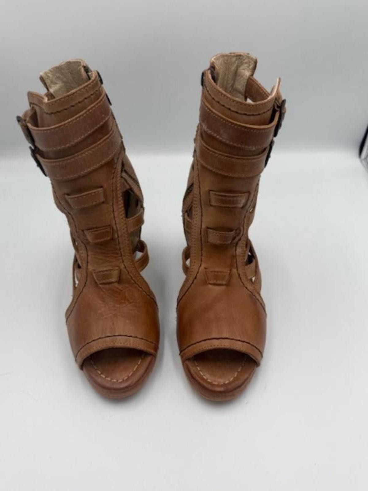 FREEBIRD Freebird Tiara Sandles Tan W Size 8 - NIB Size US 8 / IT 38 - 3 Thumbnail