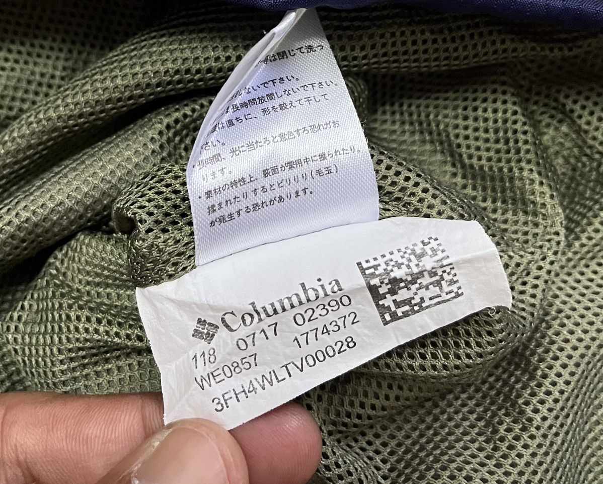 Columbia COLUMBIA Very Rare Design Windbreaker/Light Jacket Size US L / EU 52-54 / 3 - 15 Thumbnail