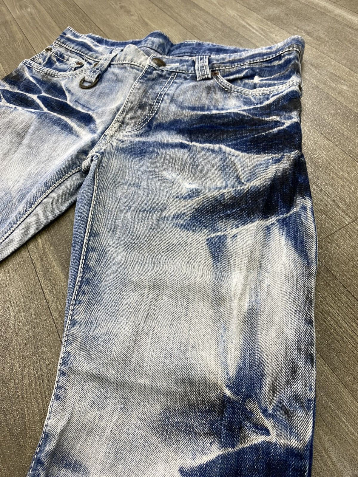 BUFFALO BOBS Buffalo Bobs Clawmark Curve Distressed Mudwash Flared Jeans Size US 32 / EU 48 - 7 Thumbnail