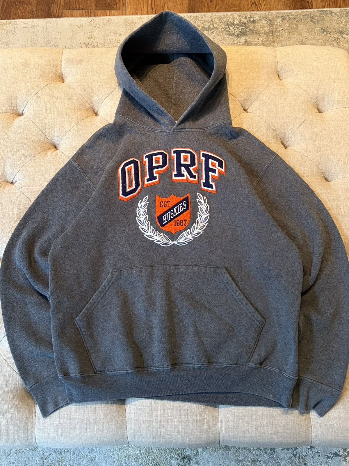 Salem Sportswear Vintage 00s OPRF Huskies Dark Grey Heavyweight Hoodie Size US L / EU 52-54 / 3 - 1 Thumbnail