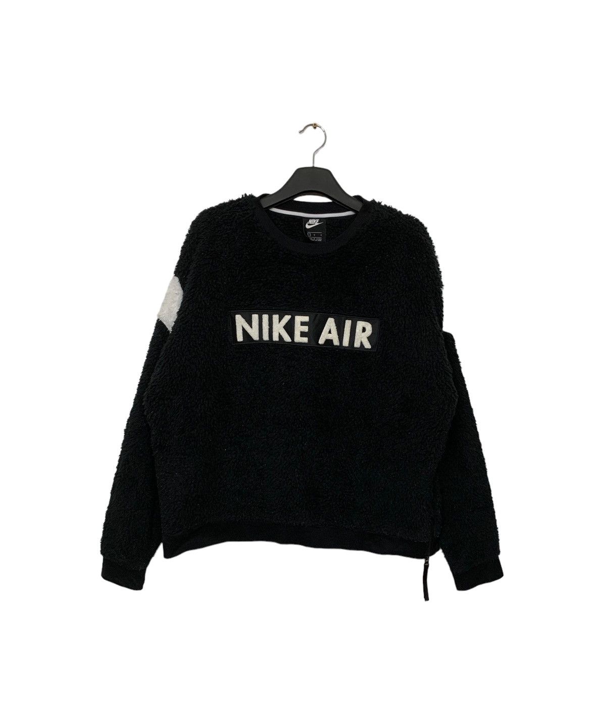 image of Baggie Nike Air Big Logo Sherpa Fleece Color Block in Black, Men's (Size Large)